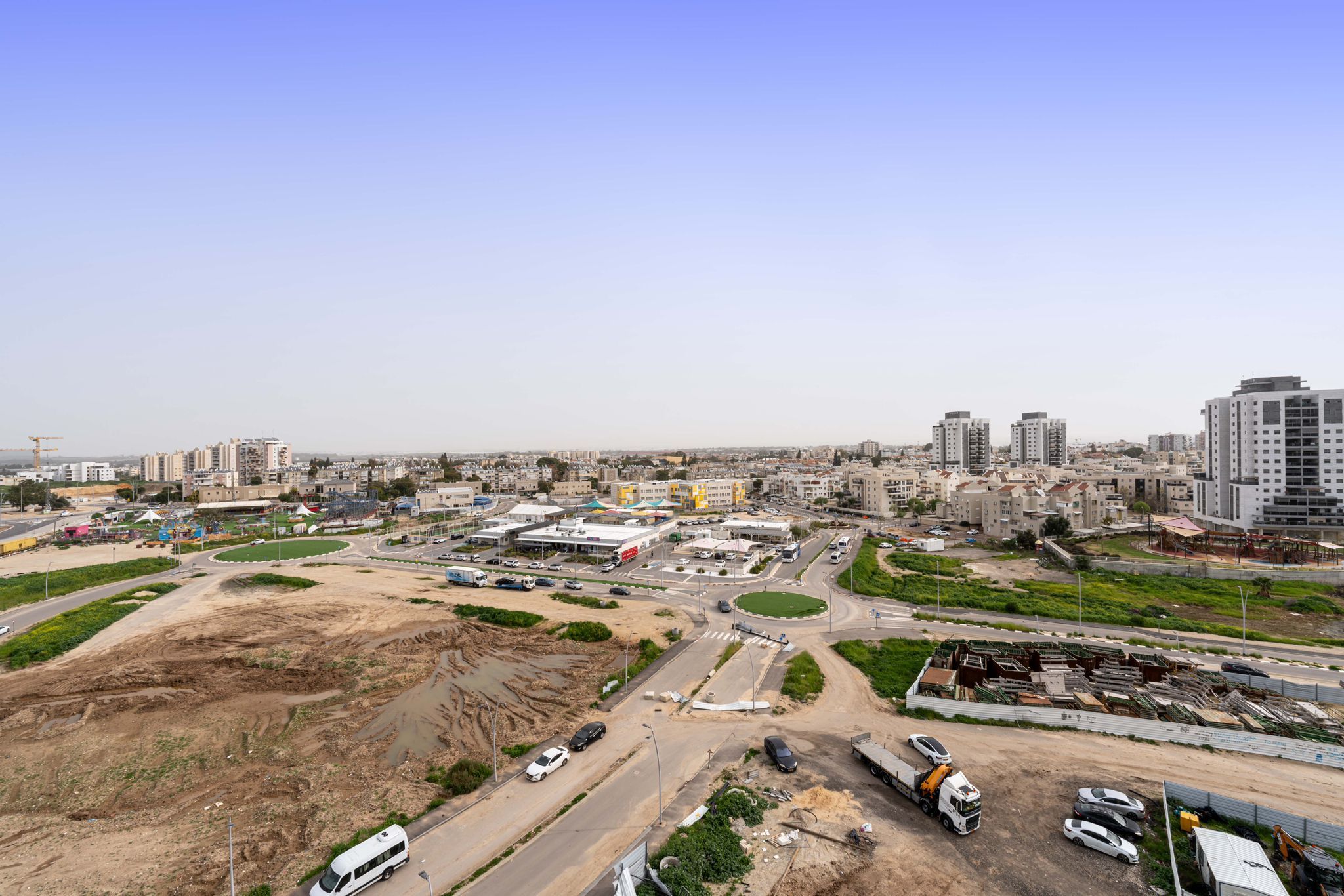 פנטהאוז  5 חדרים פינתי, מתוכנן מצוין, עם תחושת מרחב ופרטיות 2,850,000 ש"ח