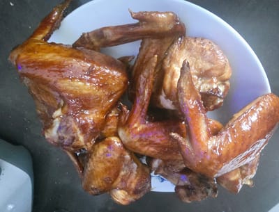 כנפיים מעושנות