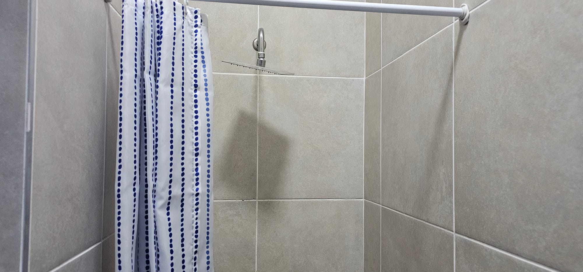 5- Sleeper | Fitzroy 3 | R1500/night (Save 10% vs. other Cape Town hotels)