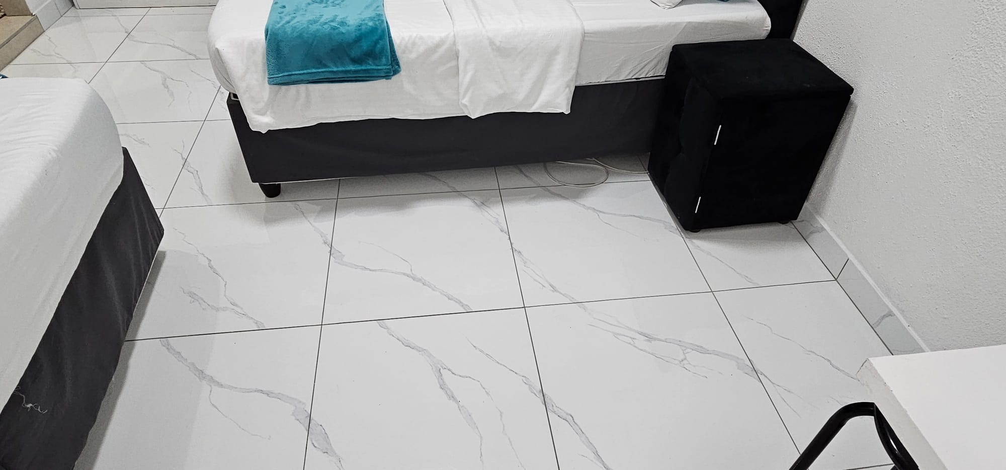 5- Sleeper | Fitzroy 3 | R1500/night (Save 10% vs. other Cape Town hotels)