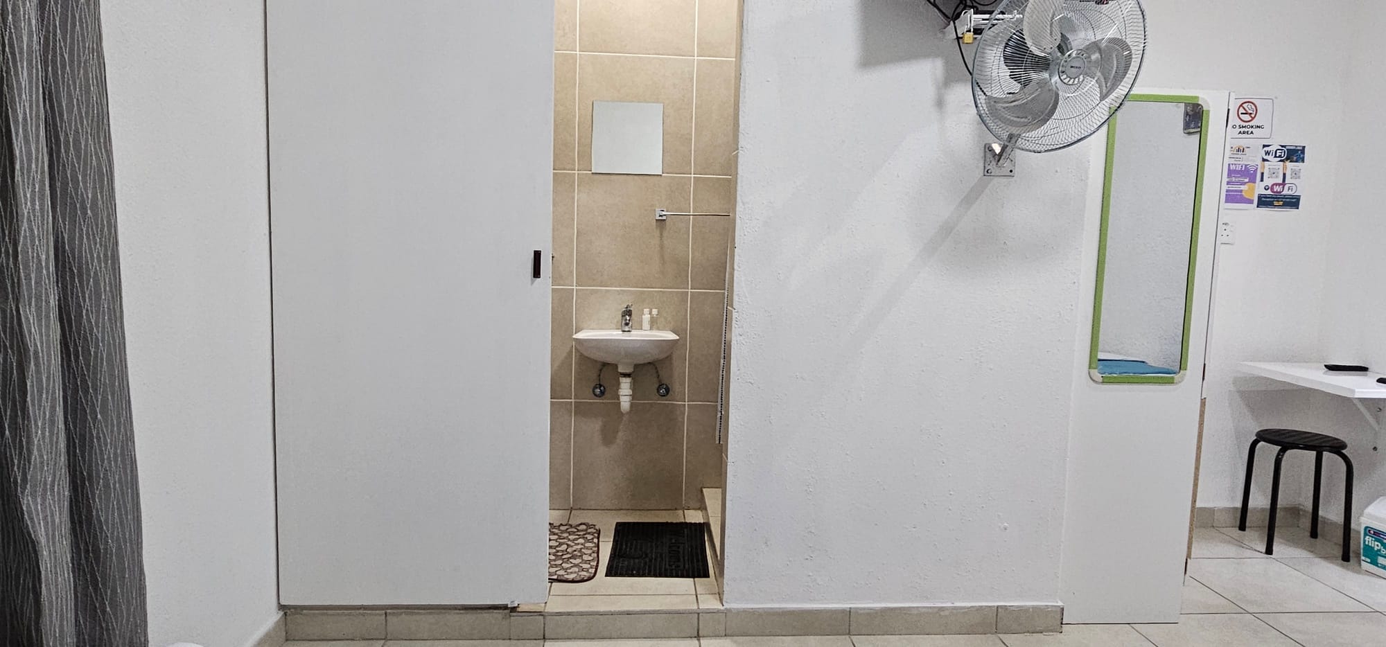 5-Sleeper | Fitzroy 4 | R1500/night (Save 10% vs. other Cape Town hotels)