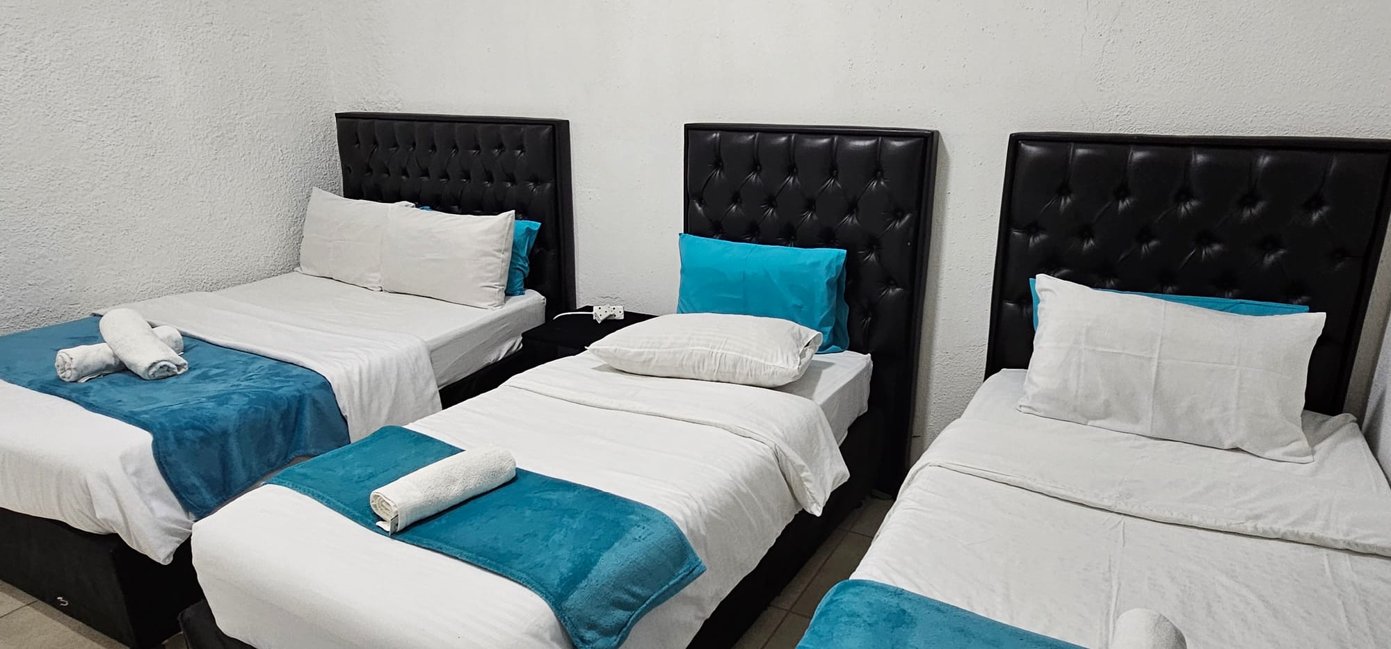 5-Sleeper | Fitzroy 4 | R1500/night (Save 10% vs. other Cape Town hotels)
