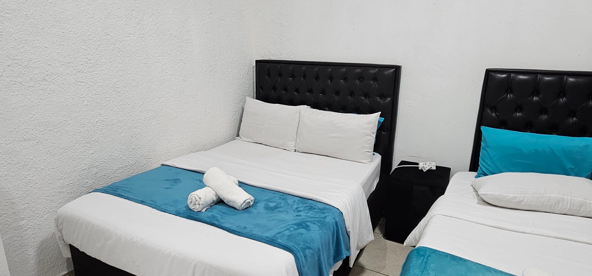 5-Sleeper | Fitzroy 4 | R1500/night (Save 10% vs. other Cape Town hotels)