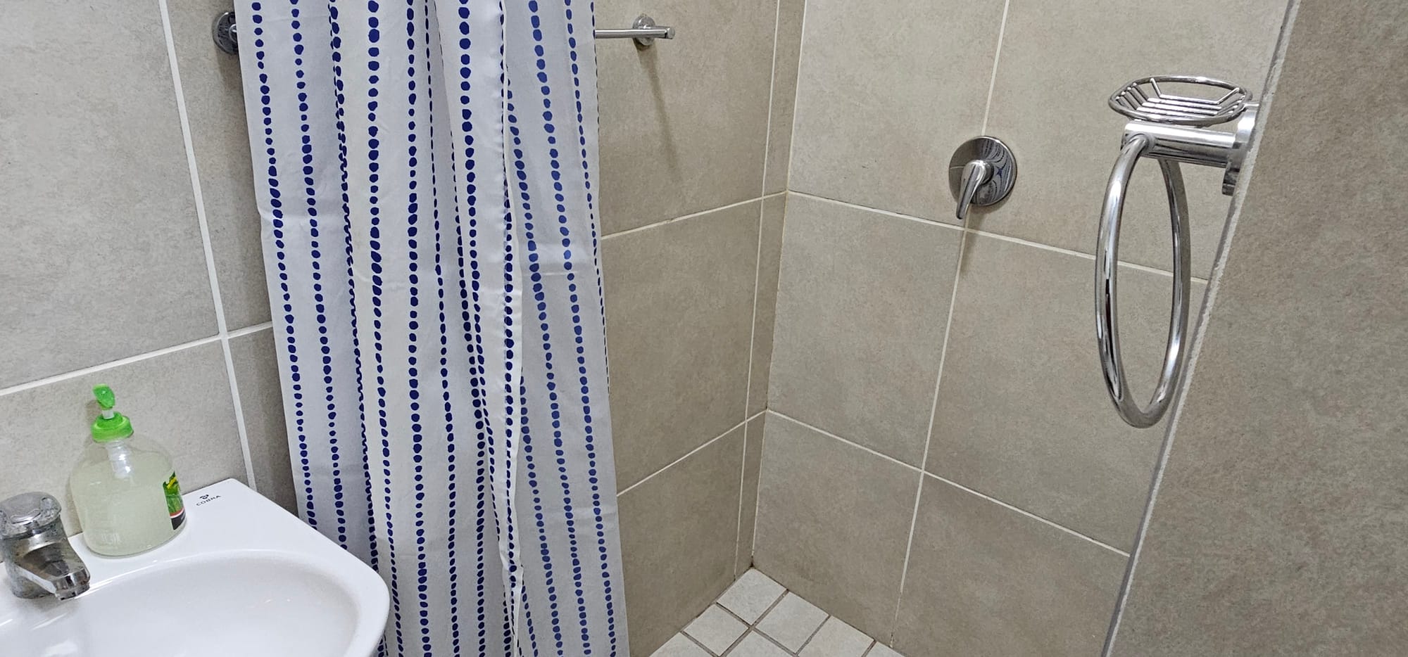 4-Sleeper | Fitzroy 5 | R1250/night (Save 10% vs. other Cape Town hotels)