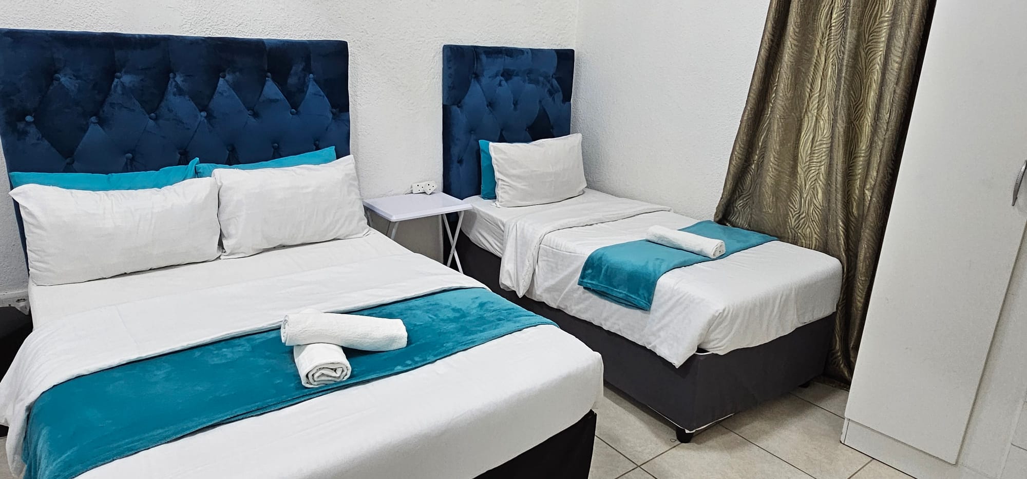 4-Sleeper | Fitzroy 5 | R1250/night (Save 10% vs. other Cape Town hotels)