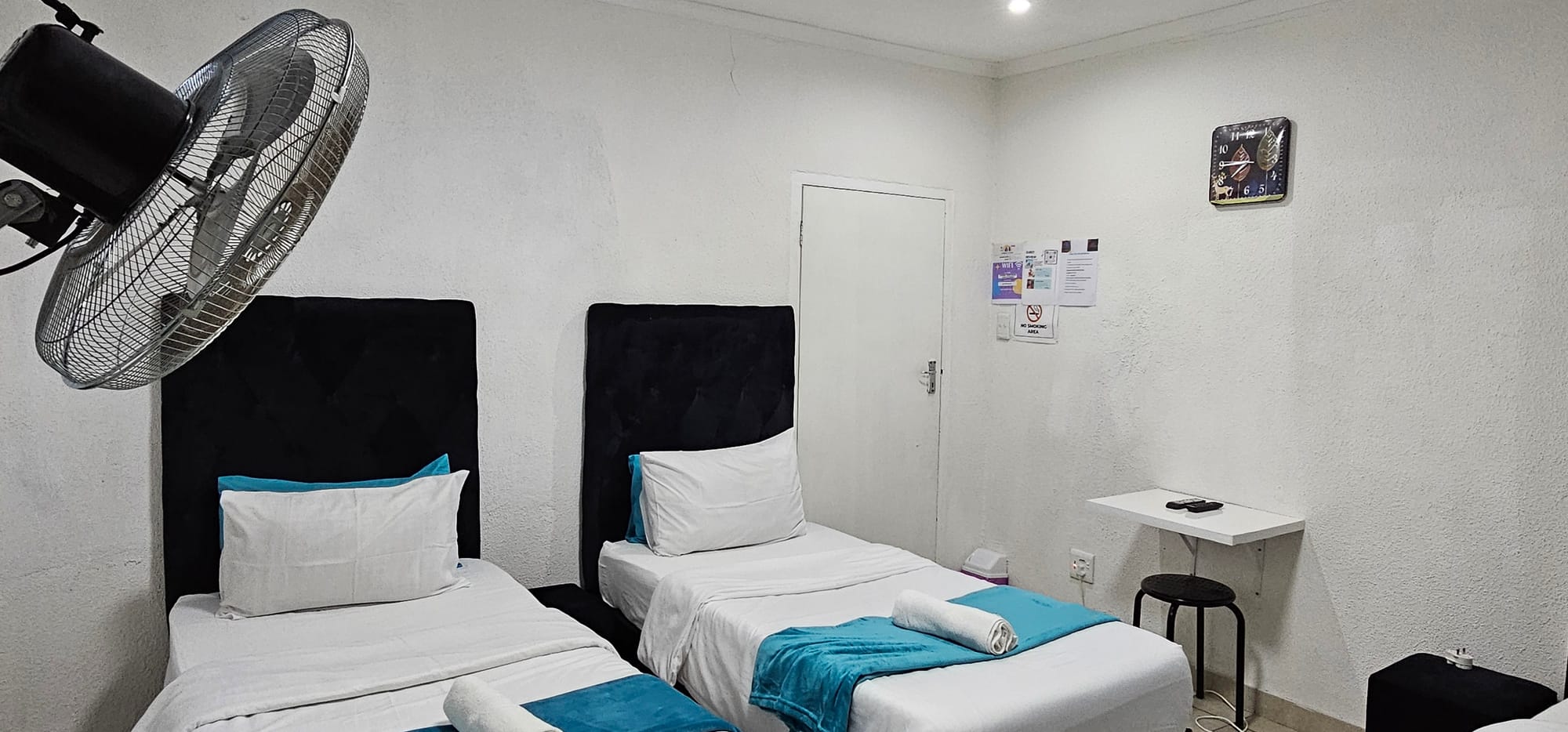 4-Sleeper | Fitzroy 7 | R1250/night (Save 10% vs. other Cape Town hotels)