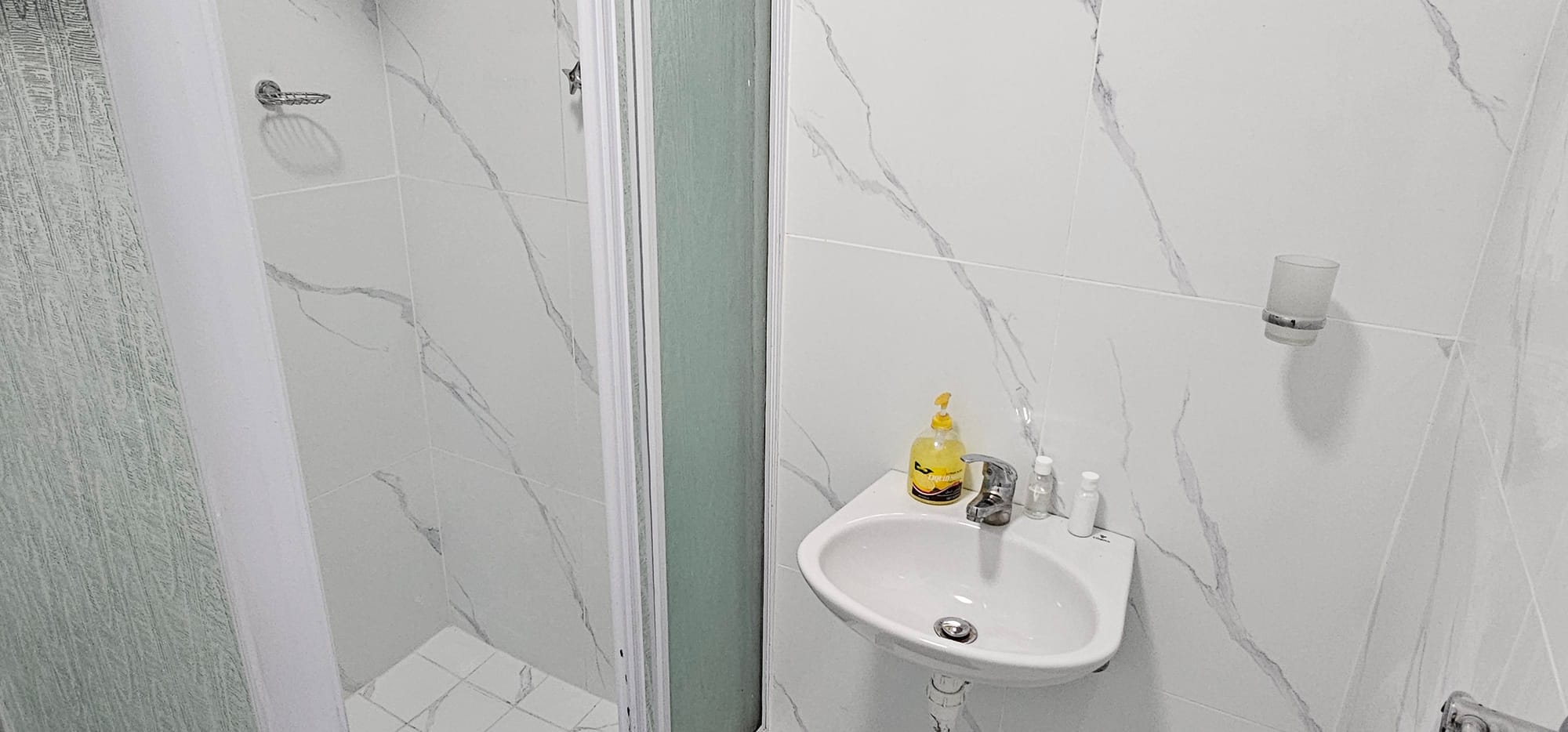 2-Sleeper | Fitzroy 8 | R950/night (Save 10% vs. other Cape Town hotels)