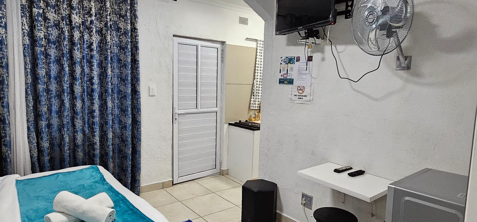 2-Sleeper | Fitzroy 8 | R950/night (Save 10% vs. other Cape Town hotels)