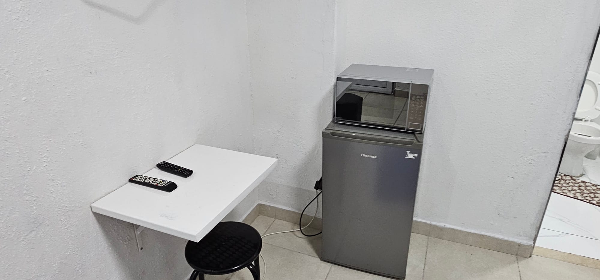 2-Sleeper | Fitzroy 8 | R950/night (Save 10% vs. other Cape Town hotels)