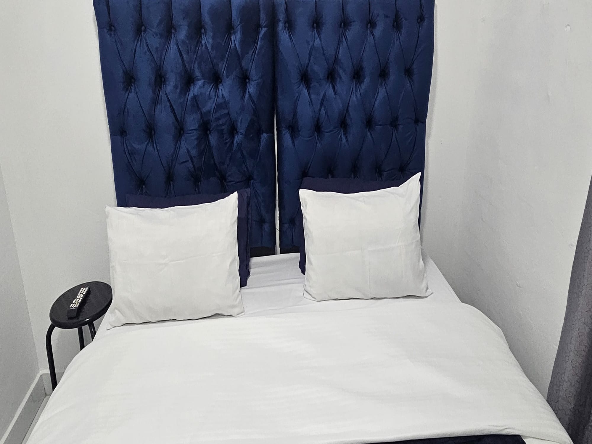 2-Sleeper | Fitzroy 10 | R750/night (Save 10% vs. other Cape Town hotels)