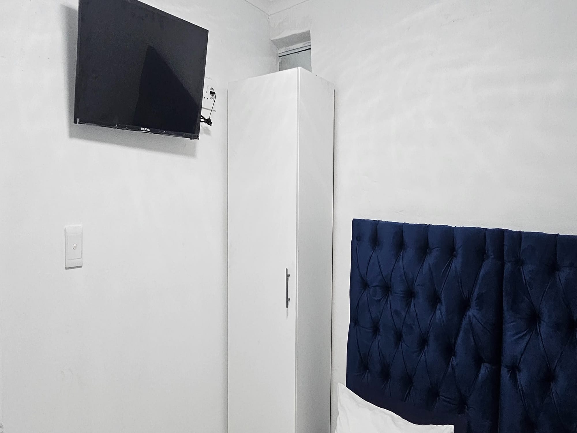 2-Sleeper | Fitzroy 11 | R750/night (Save 10% vs. other Cape Town hotels)