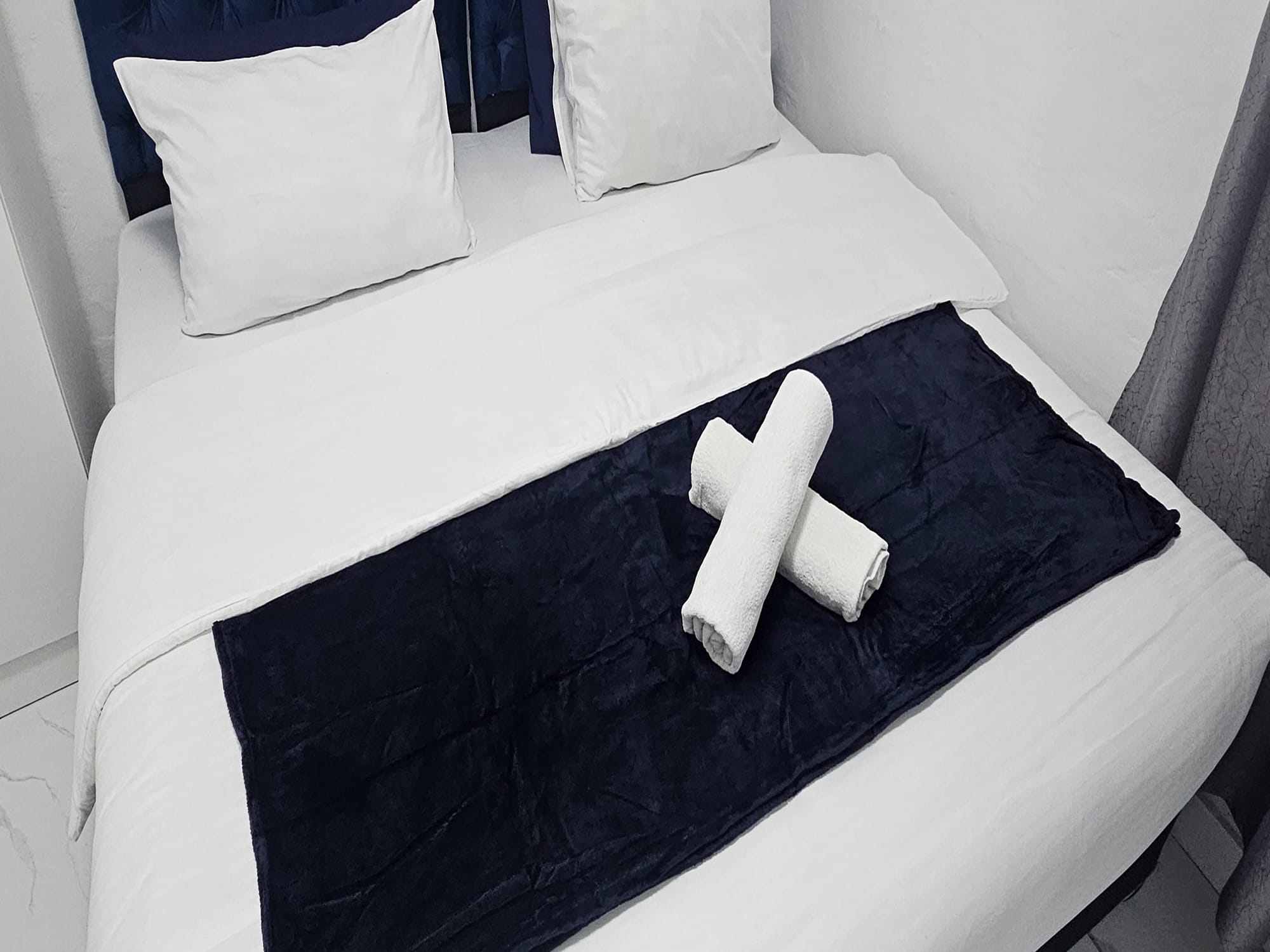 2-Sleeper | Fitzroy 11 | R750/night (Save 10% vs. other Cape Town hotels)