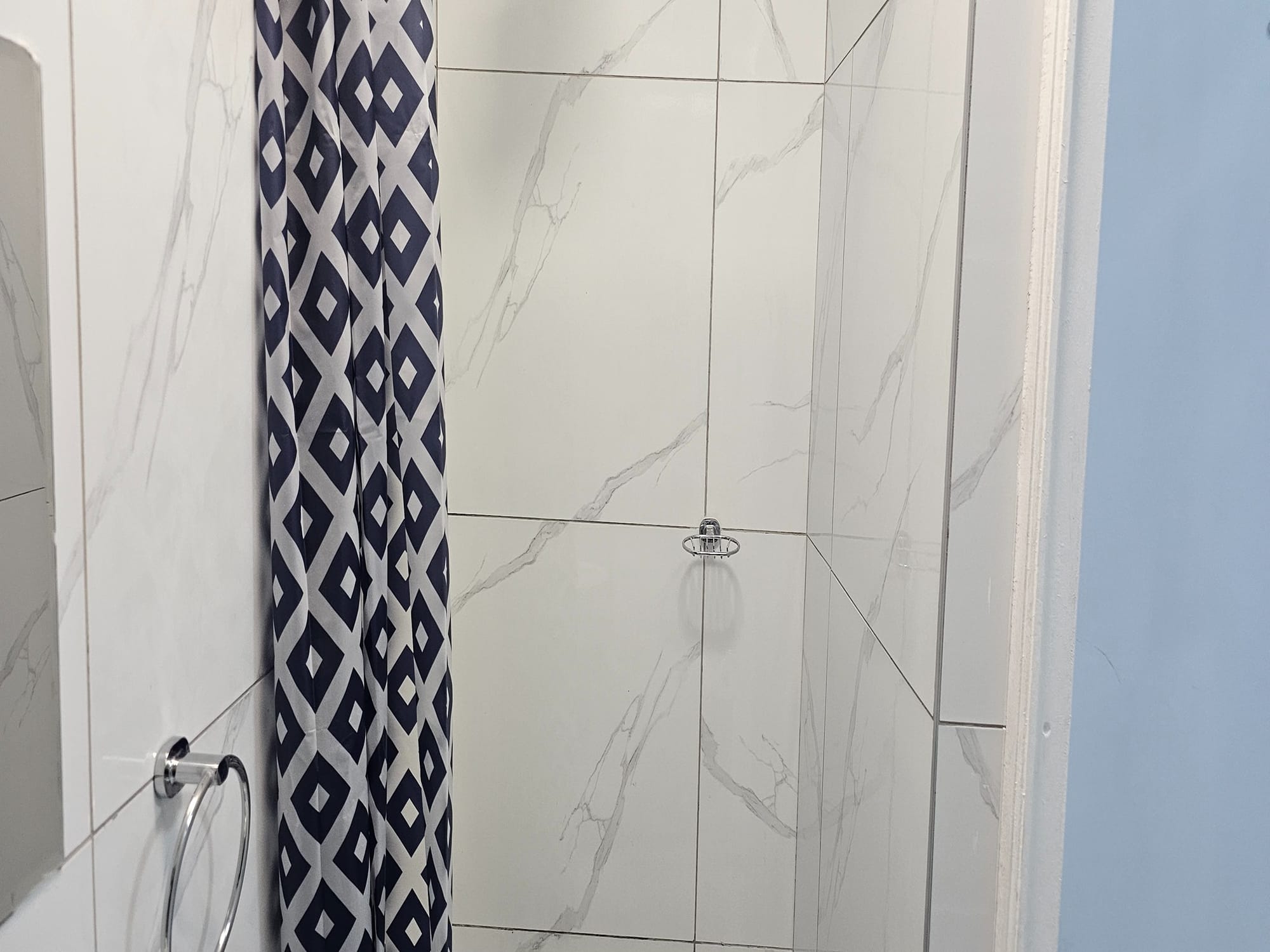 2-Sleeper | Fitzroy 12 | R750/night (Save 10% vs. other Cape Town hotels)