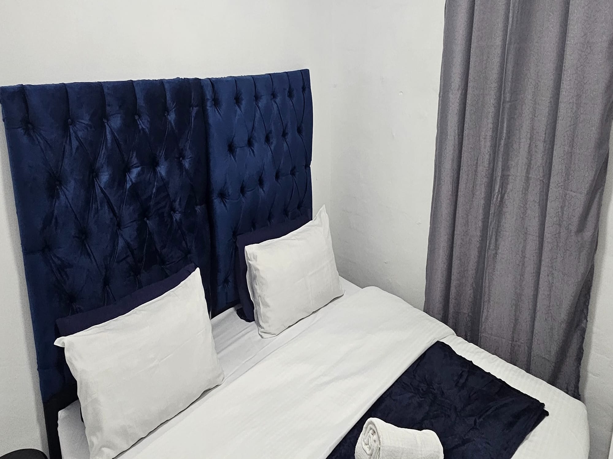6-Sleeper | Fitzroy 9 | R2250/night (Save 10% vs. other Cape Town hotels)