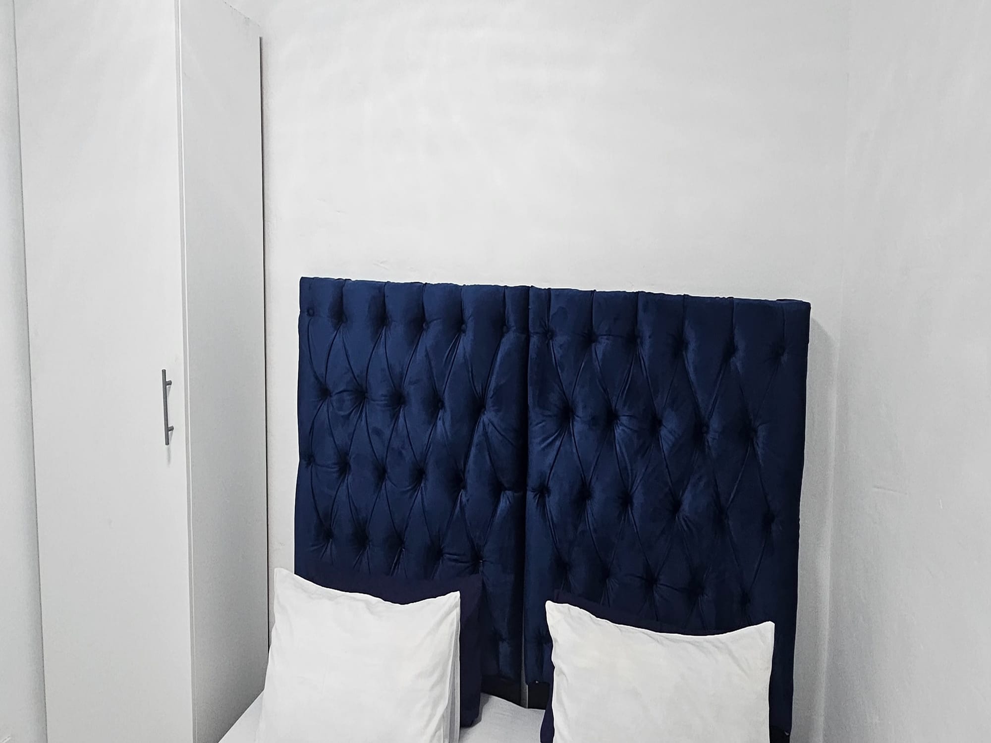 6-Sleeper | Fitzroy 9 | R2250/night (Save 10% vs. other Cape Town hotels)