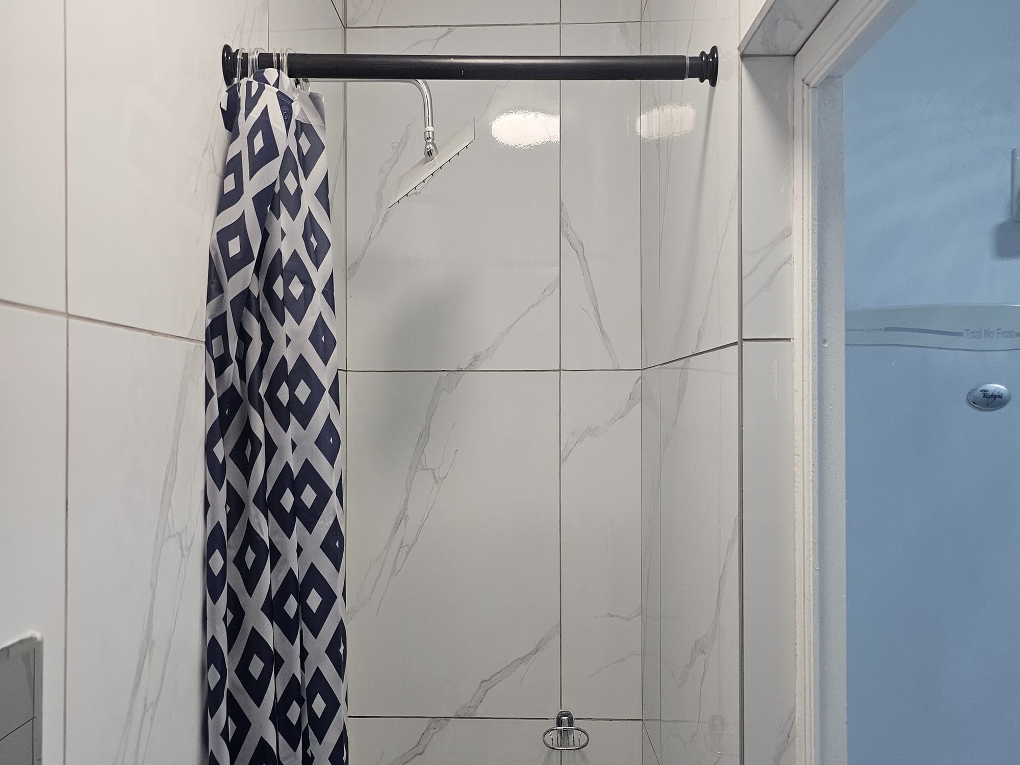 6-Sleeper | Fitzroy 9 | R2250/night (Save 10% vs. other Cape Town hotels)