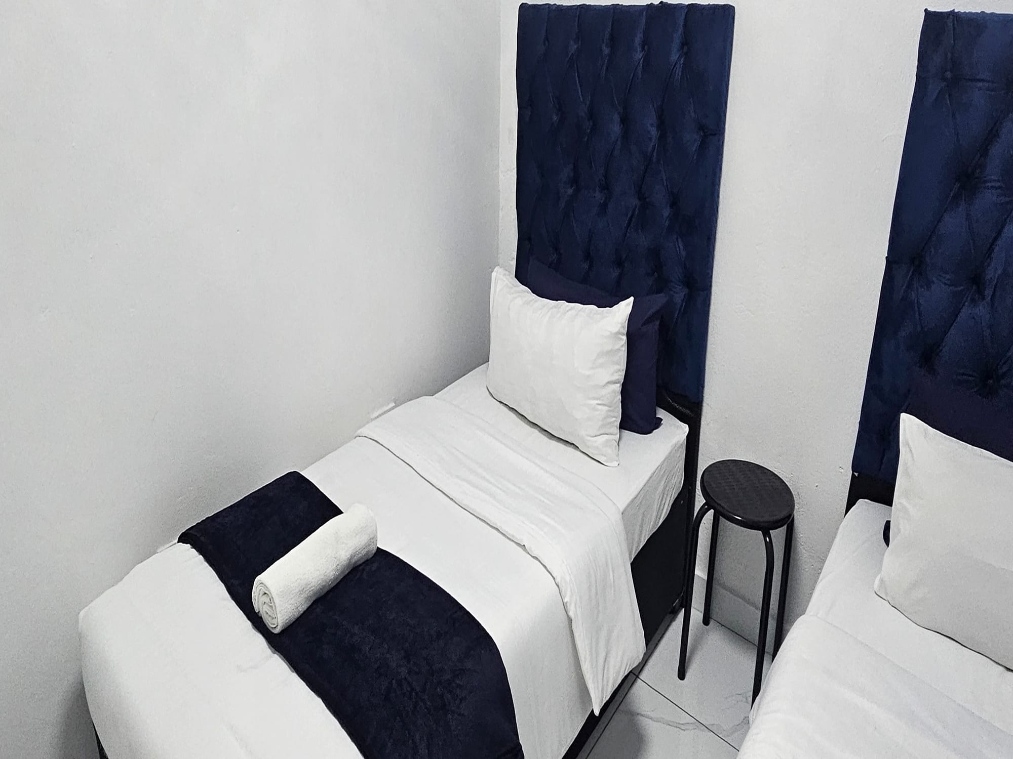 6-Sleeper | Fitzroy 9 | R2250/night (Save 10% vs. other Cape Town hotels)