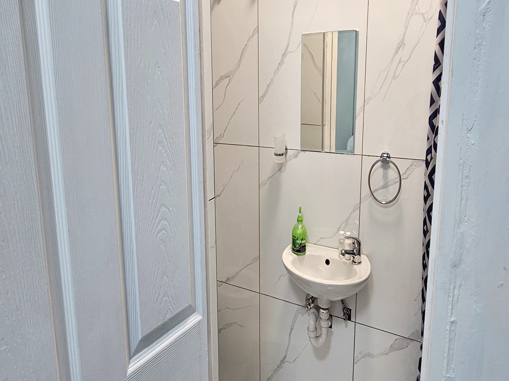 6-Sleeper | Fitzroy 9 | R2250/night (Save 10% vs. other Cape Town hotels)