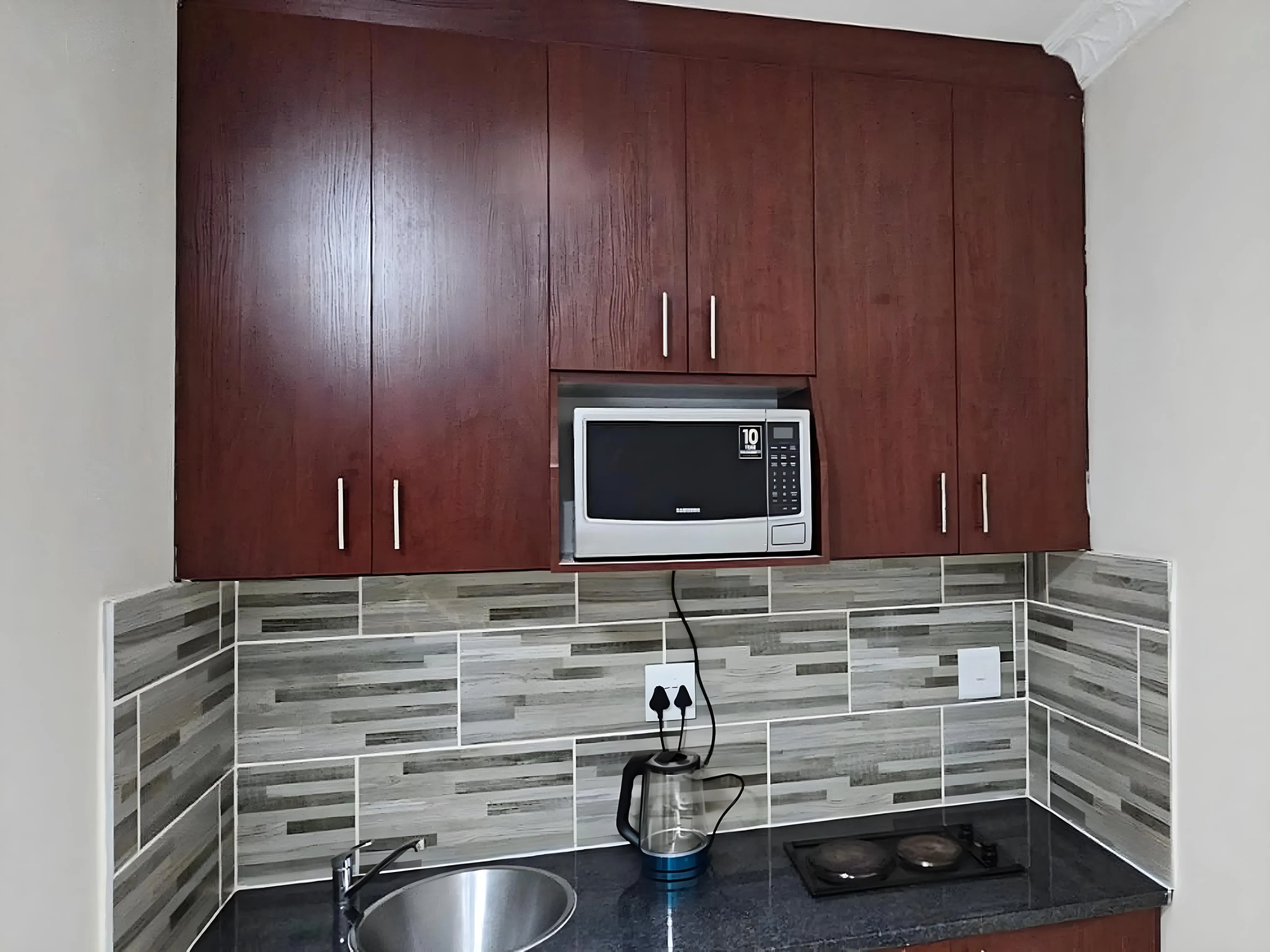 3-Sleeper | Spencer 1 | R1200/night (Save 10% vs. other Cape Town hotels)