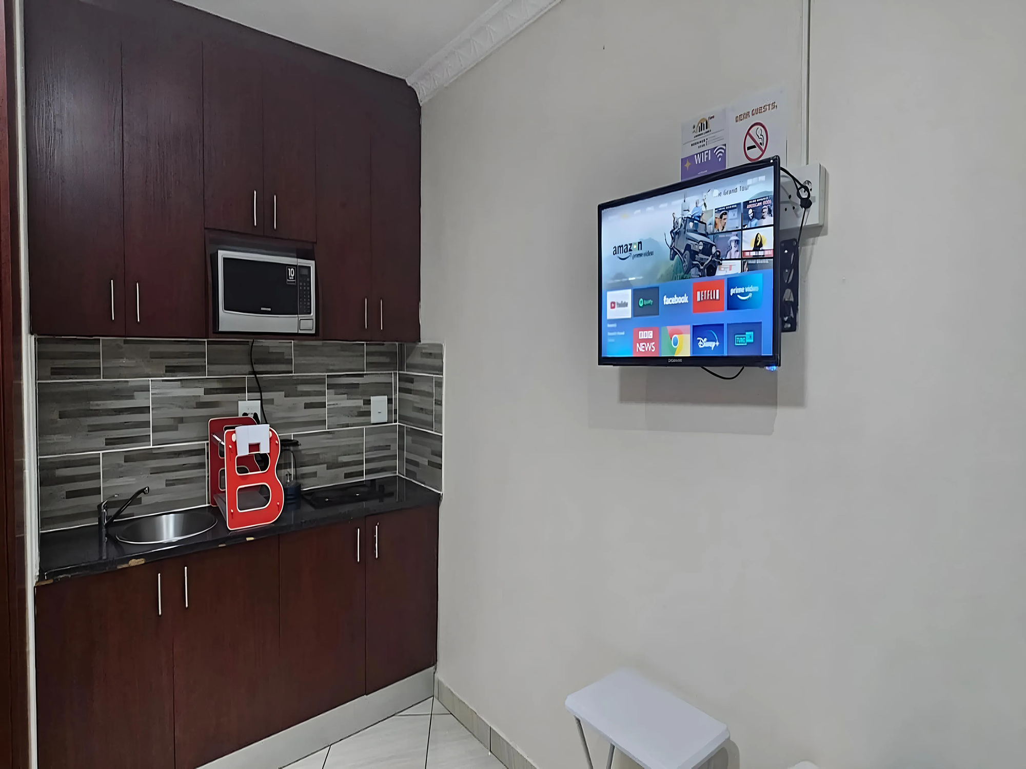 3-Sleeper | Spencer 1 | R1200/night (Save 10% vs. other Cape Town hotels)