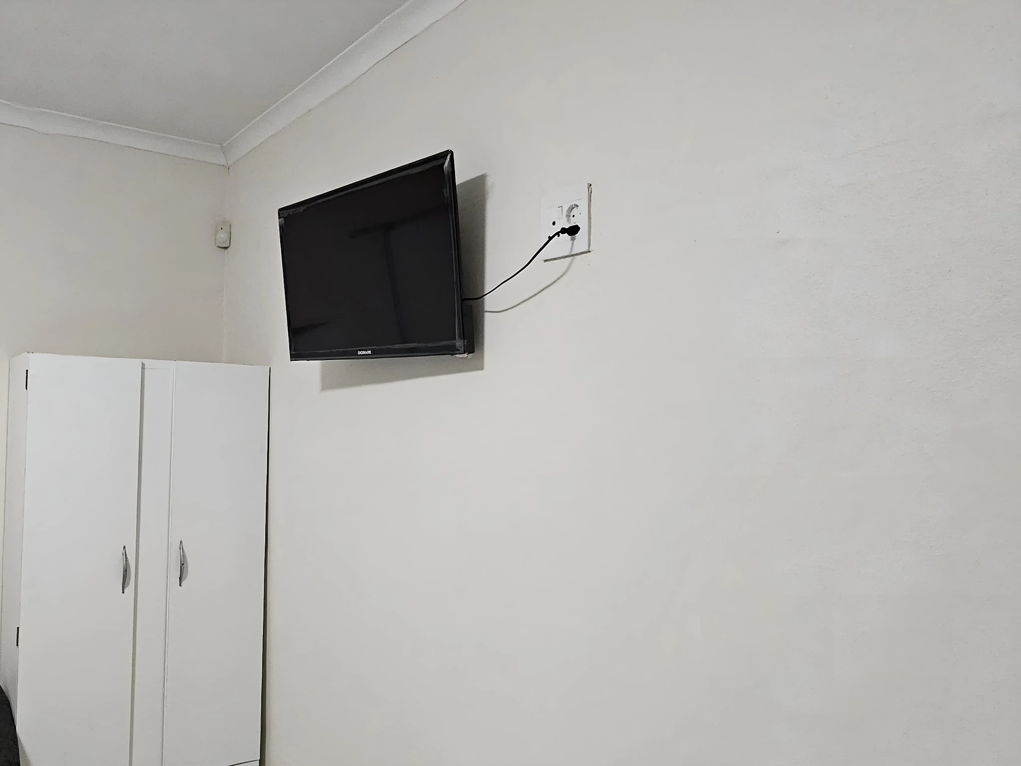 2-Sleeper | Spencer 3 | R850/night (Save 10% vs. other Cape Town hotels)