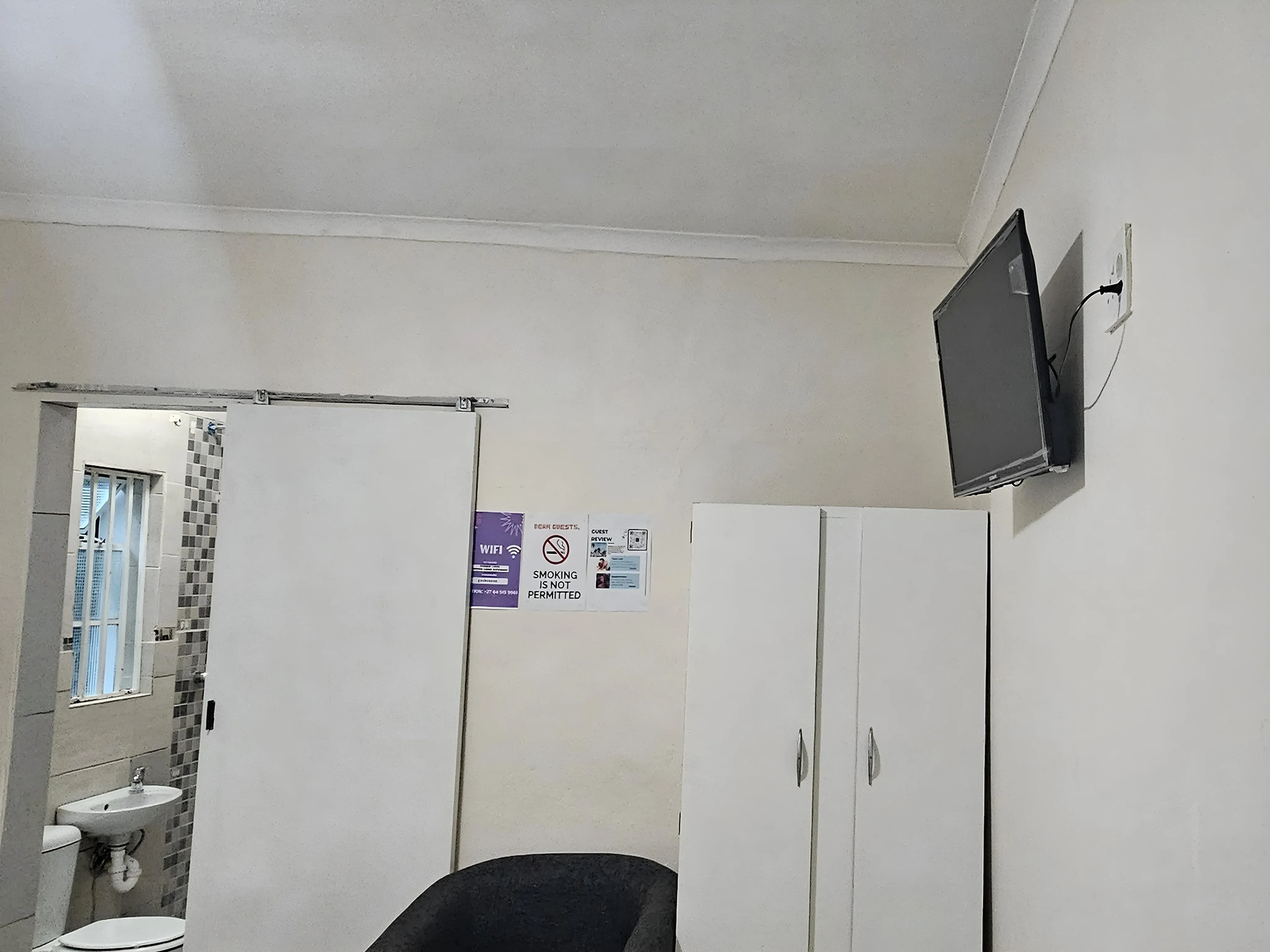 2-Sleeper | Spencer 3 | R850/night (Save 10% vs. other Cape Town hotels)