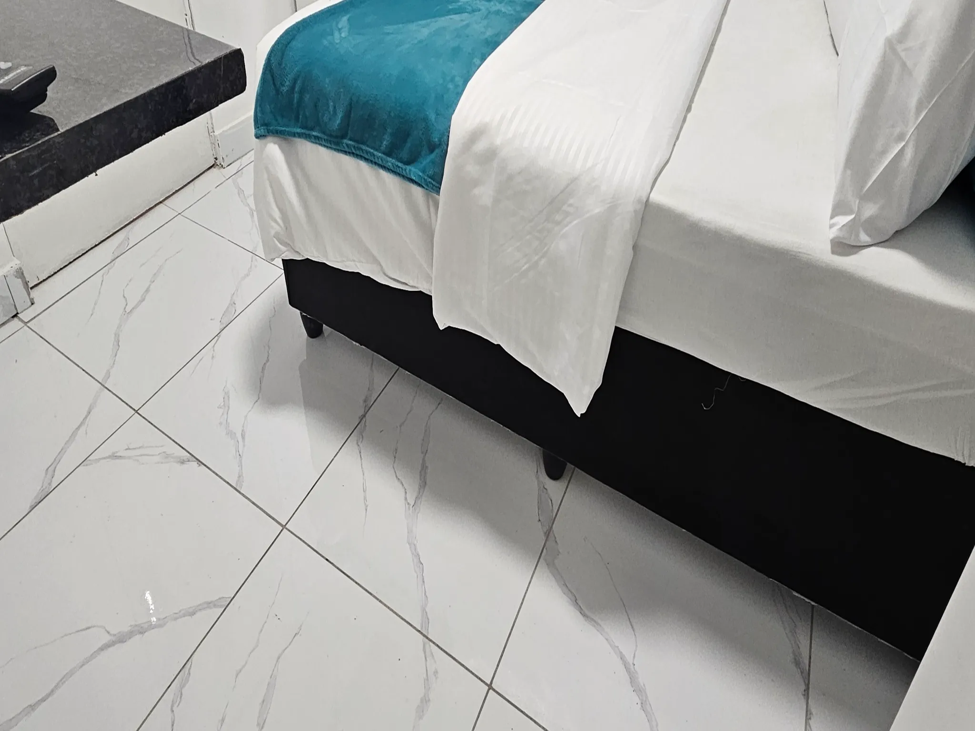 2-Sleeper | Spencer 7 | R750/night (Save 10% vs. other Cape Town hotels)