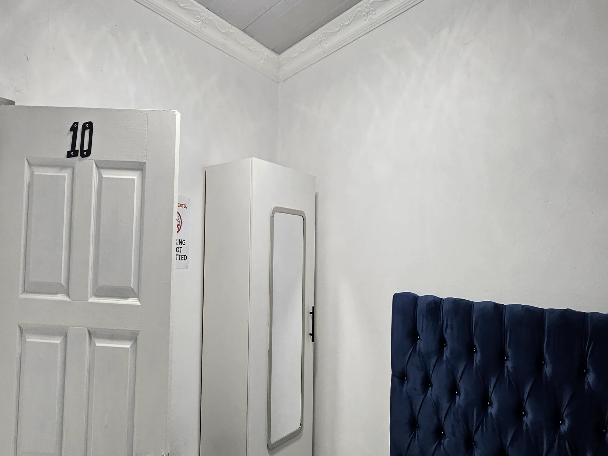 2-Sleeper | Spencer 10 | R650/night (Save 10% vs. other Cape Town hotels)