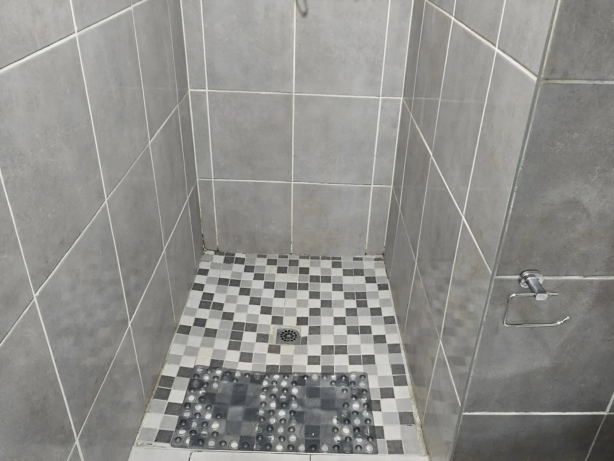 4-Sleeper | Spencer 6 | R1500/night (Save 10% vs. other Cape Town hotels)