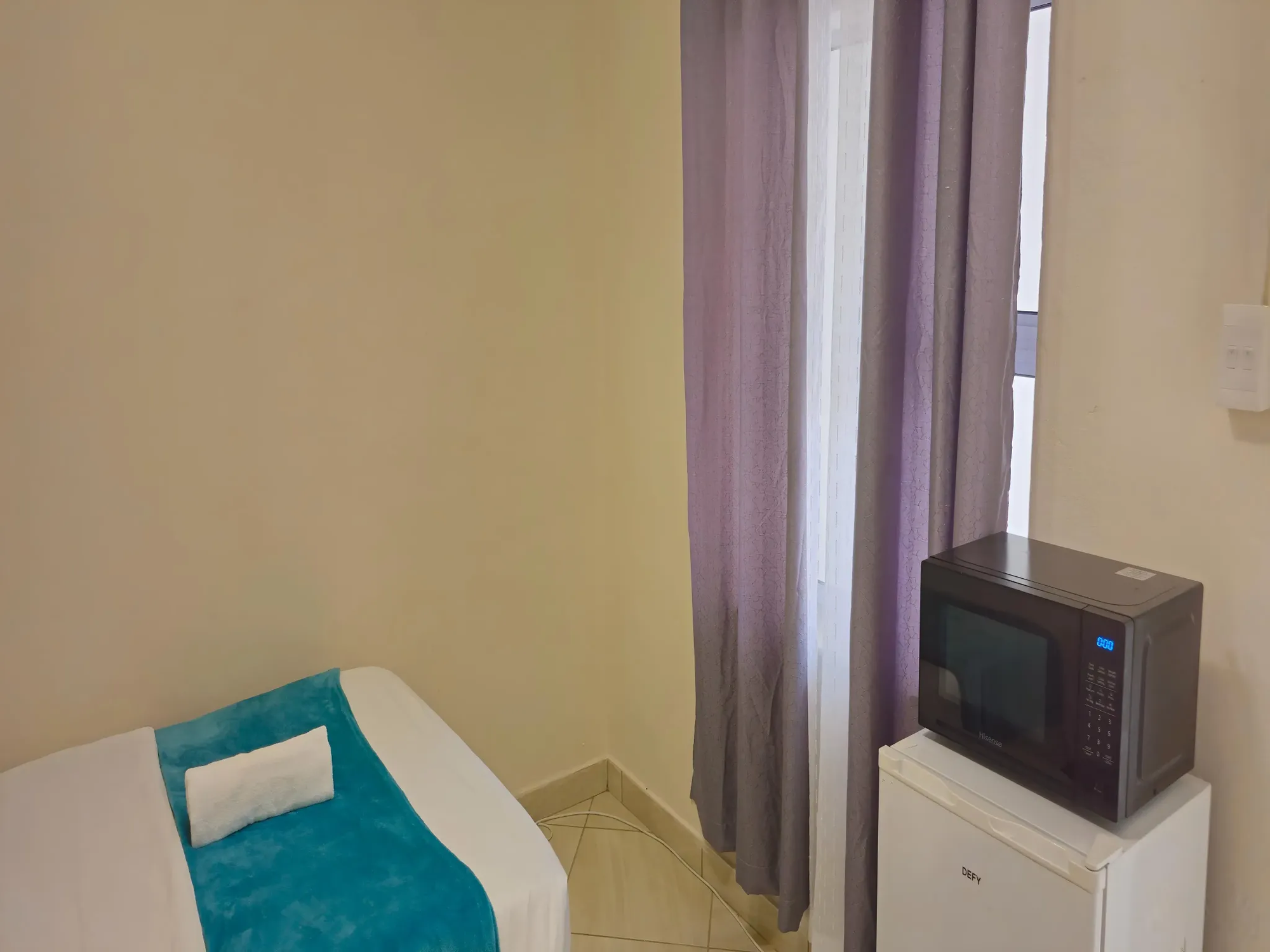 2-Sleeper | Spencer 4 | R950/night (Save 10% vs. other Cape Town hotels)