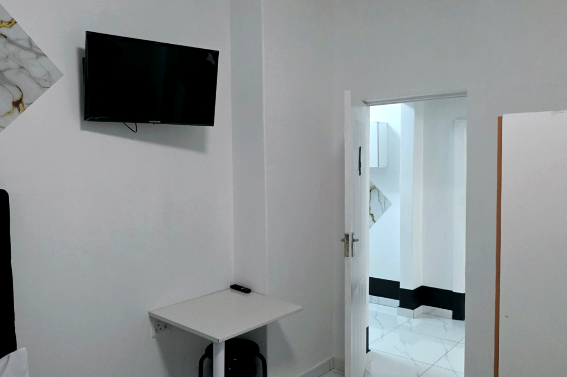 3-Sleeper | Barnard 4 | R1000/night