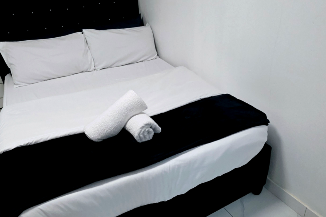 2-Sleeper | Barnard 7 | R750/night