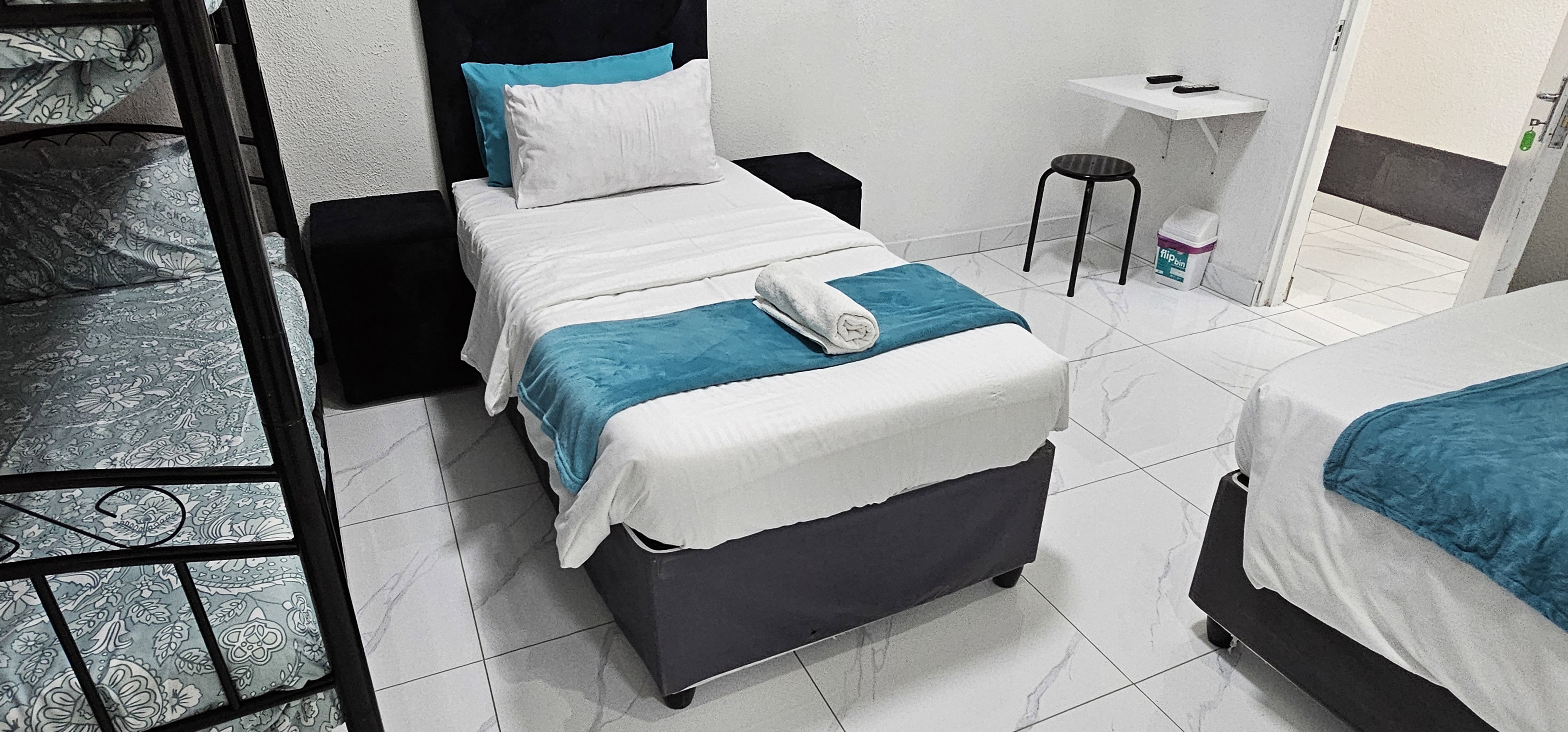 5- Slaapplek | Fitzroy 3 | R1500/nag (Bespaar 10% vs. ander hotelle in Kaapstad)