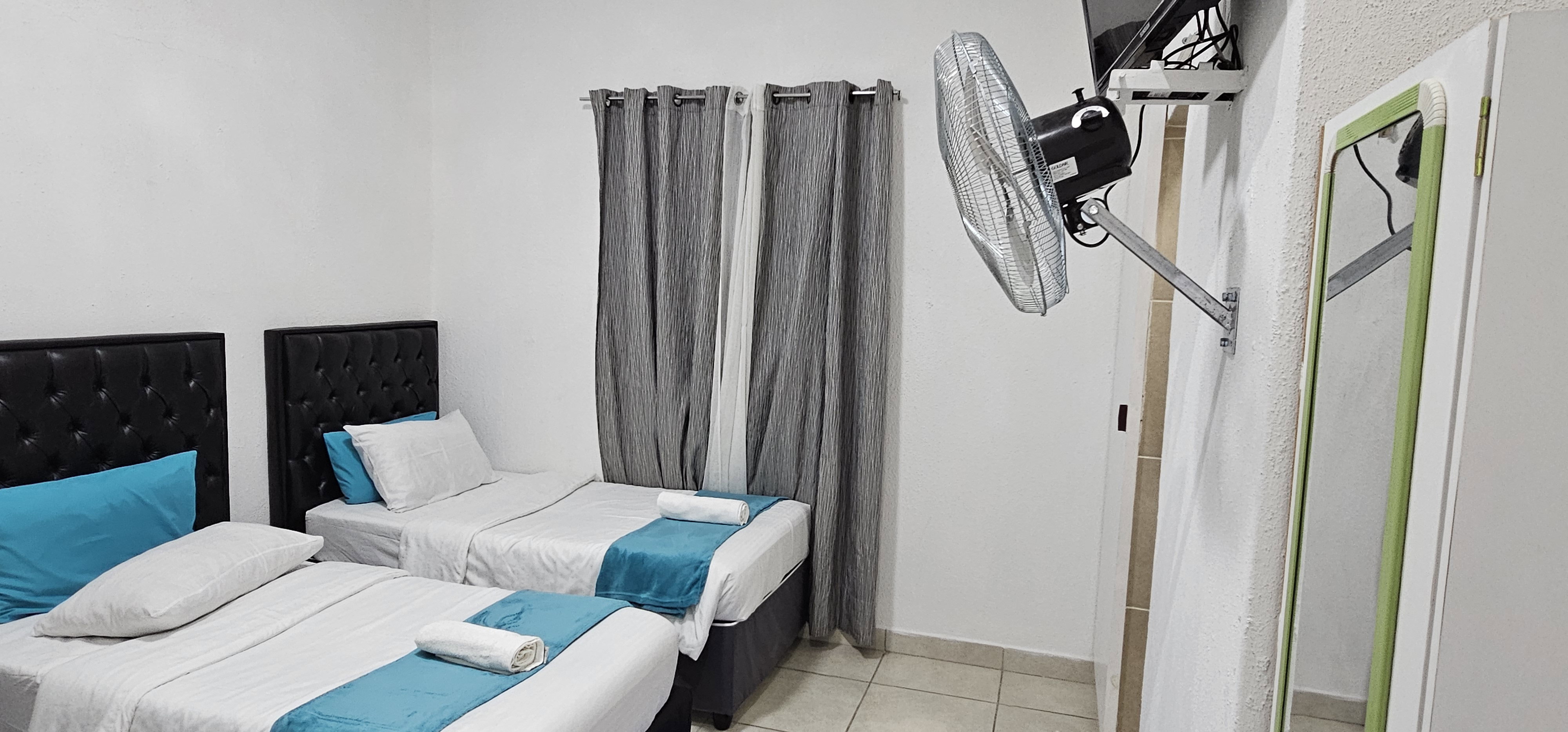 Slaapplek vir 5 | Fitzroy 4 | R1500/nag (Bespaar 10% teenoor ander hotelle in Kaapstad)