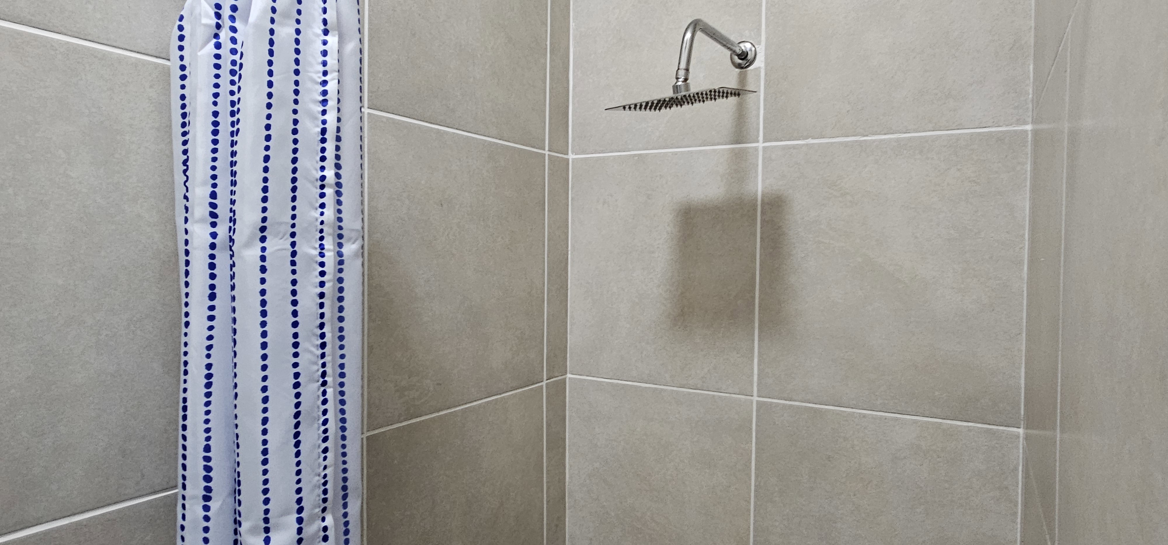 Slaapplek vir 5 | Fitzroy 4 | R1500/nag (Bespaar 10% teenoor ander hotelle in Kaapstad)