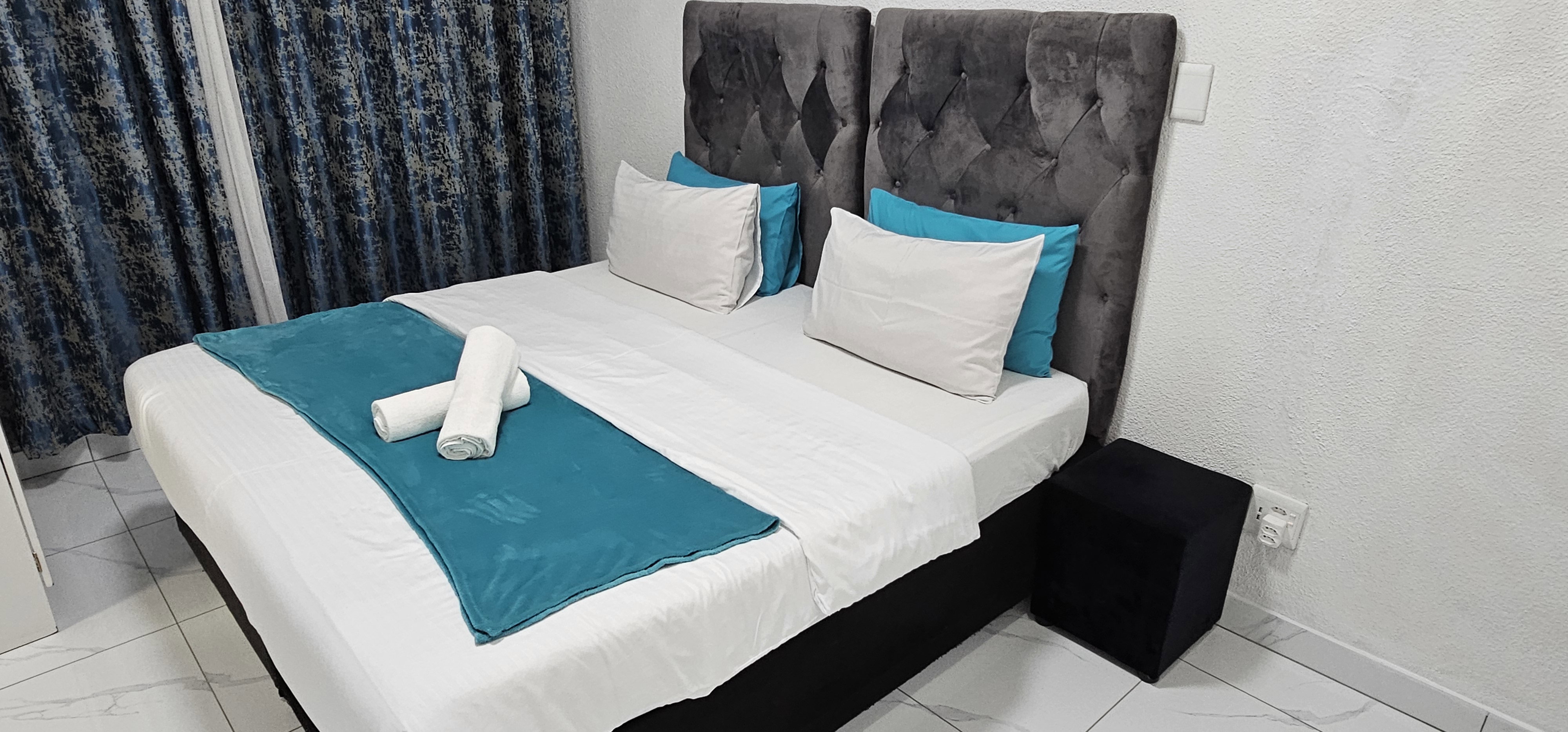 Slaapplek vir 2 | Fitzroy 6 | R850/nag (Bespaar 10% teenoor ander hotelle in Kaapstad)