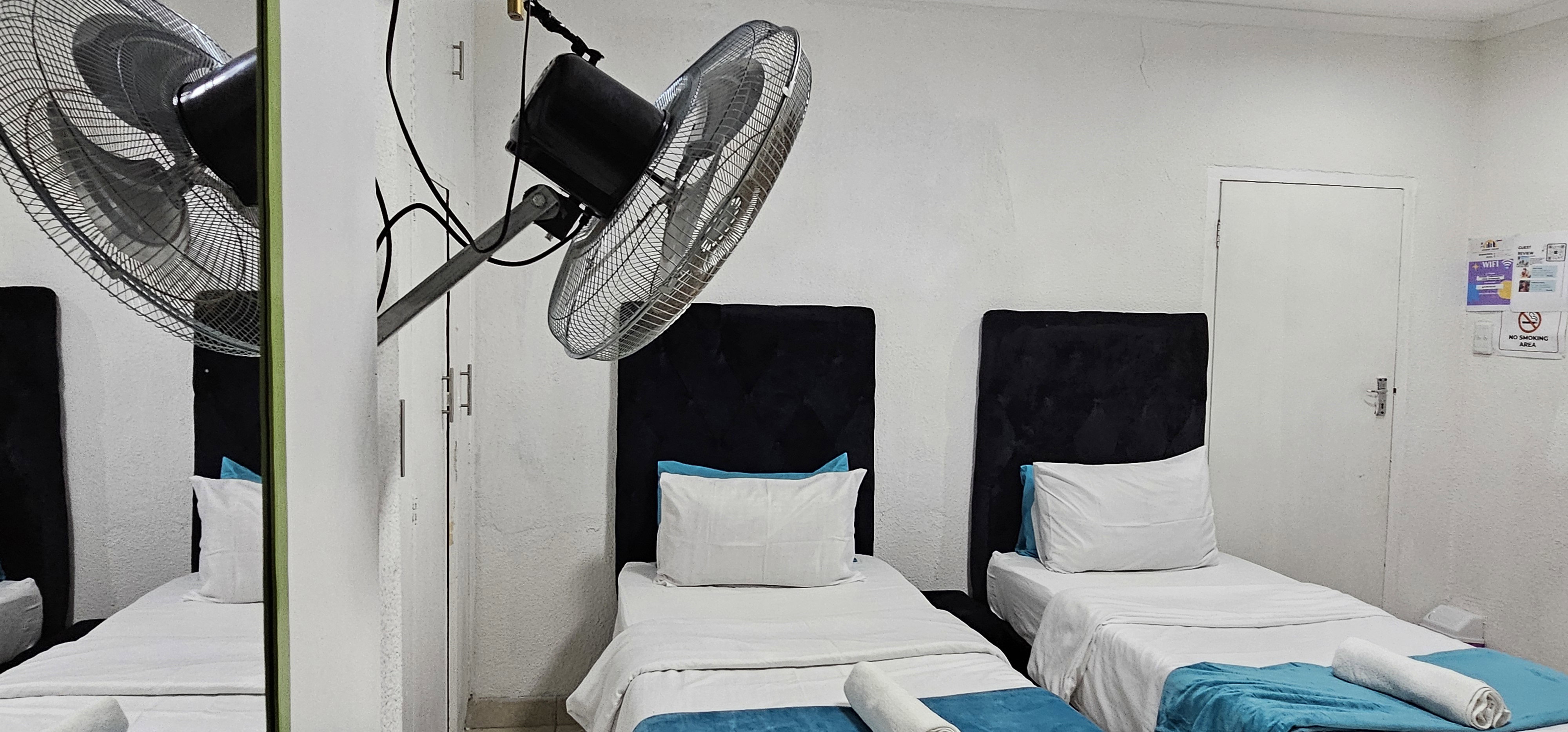 Slaapplek vir 4 | Fitzroy 7 | R1250/nag (Bespaar 10% teenoor ander hotelle in Kaapstad)