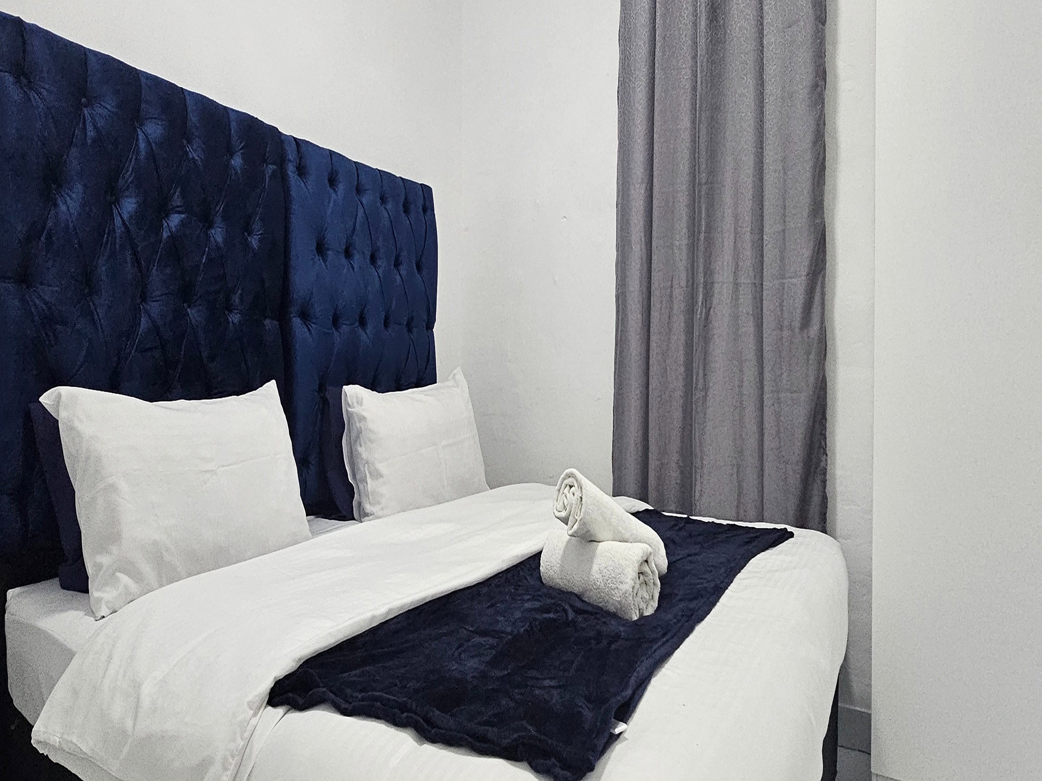 Slaapplek vir 2 | Fitzroy 10 | R750/nag (Bespaar 10% teenoor ander hotelle in Kaapstad)