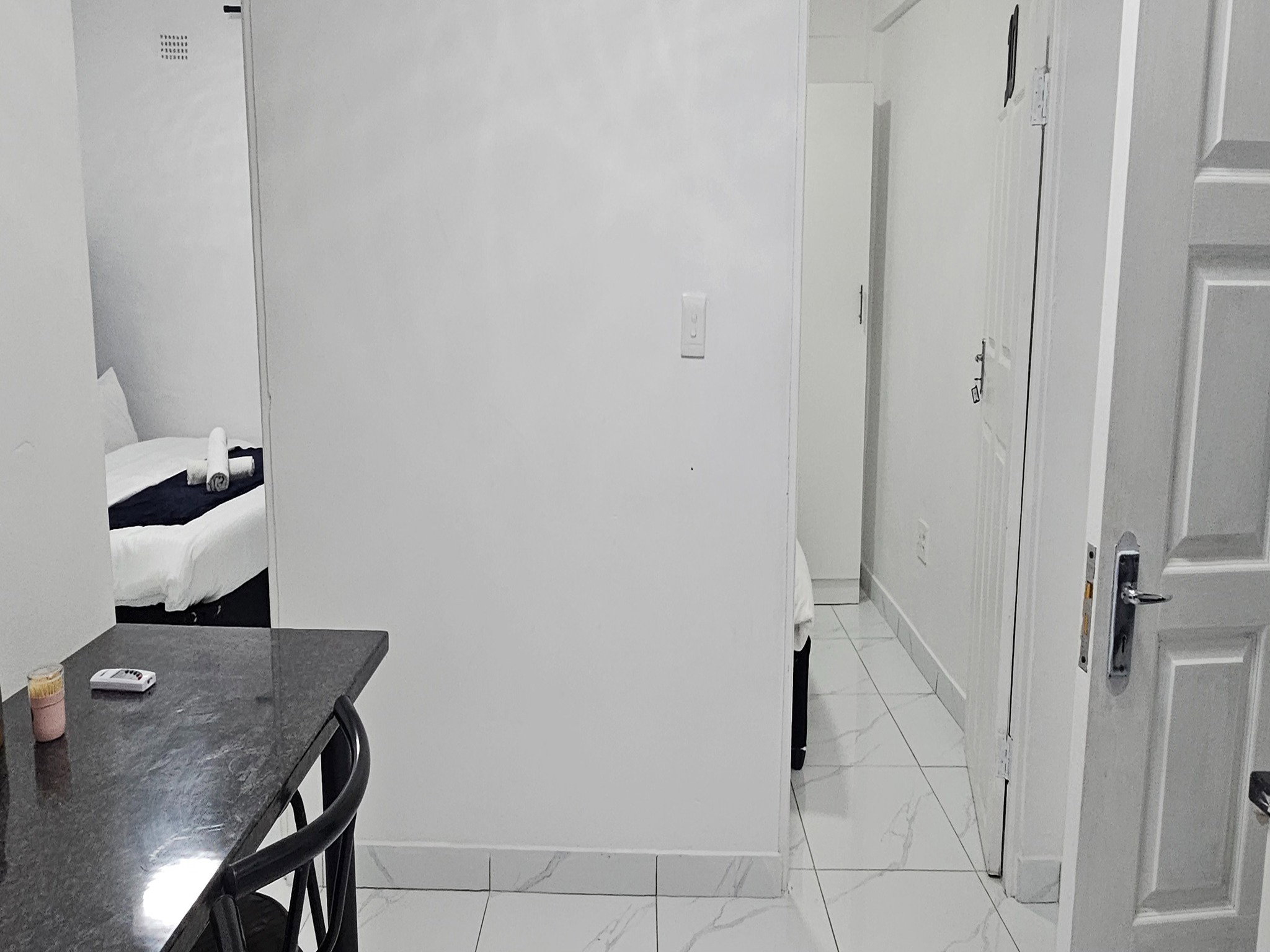 Slaapplek vir 2 | Fitzroy 11 | R750/nag (Bespaar 10% teenoor ander hotelle in Kaapstad)