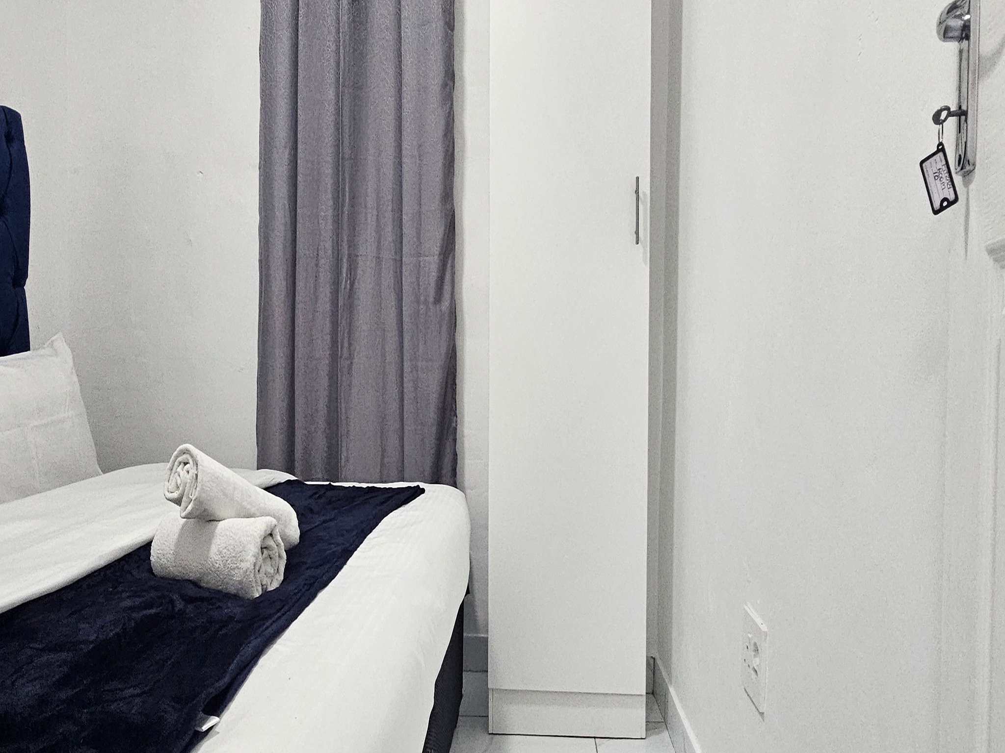 Slaapplek vir 6 | Fitzroy 9 | R2250/nag (Bespaar 10% teenoor ander hotelle in Kaapstad)