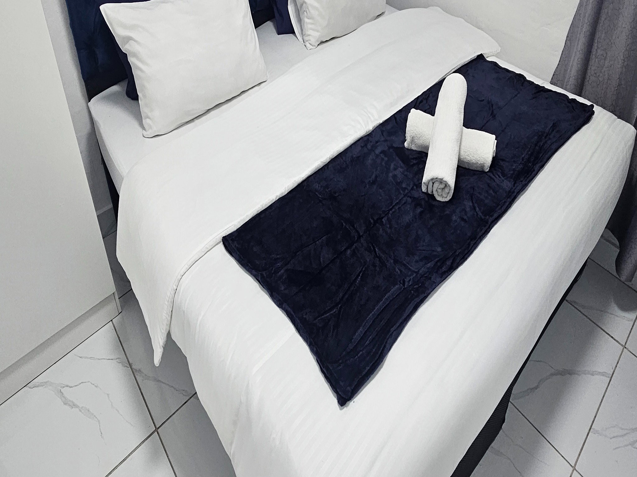 Slaapplek vir 6 | Fitzroy 9 | R2250/nag (Bespaar 10% teenoor ander hotelle in Kaapstad)