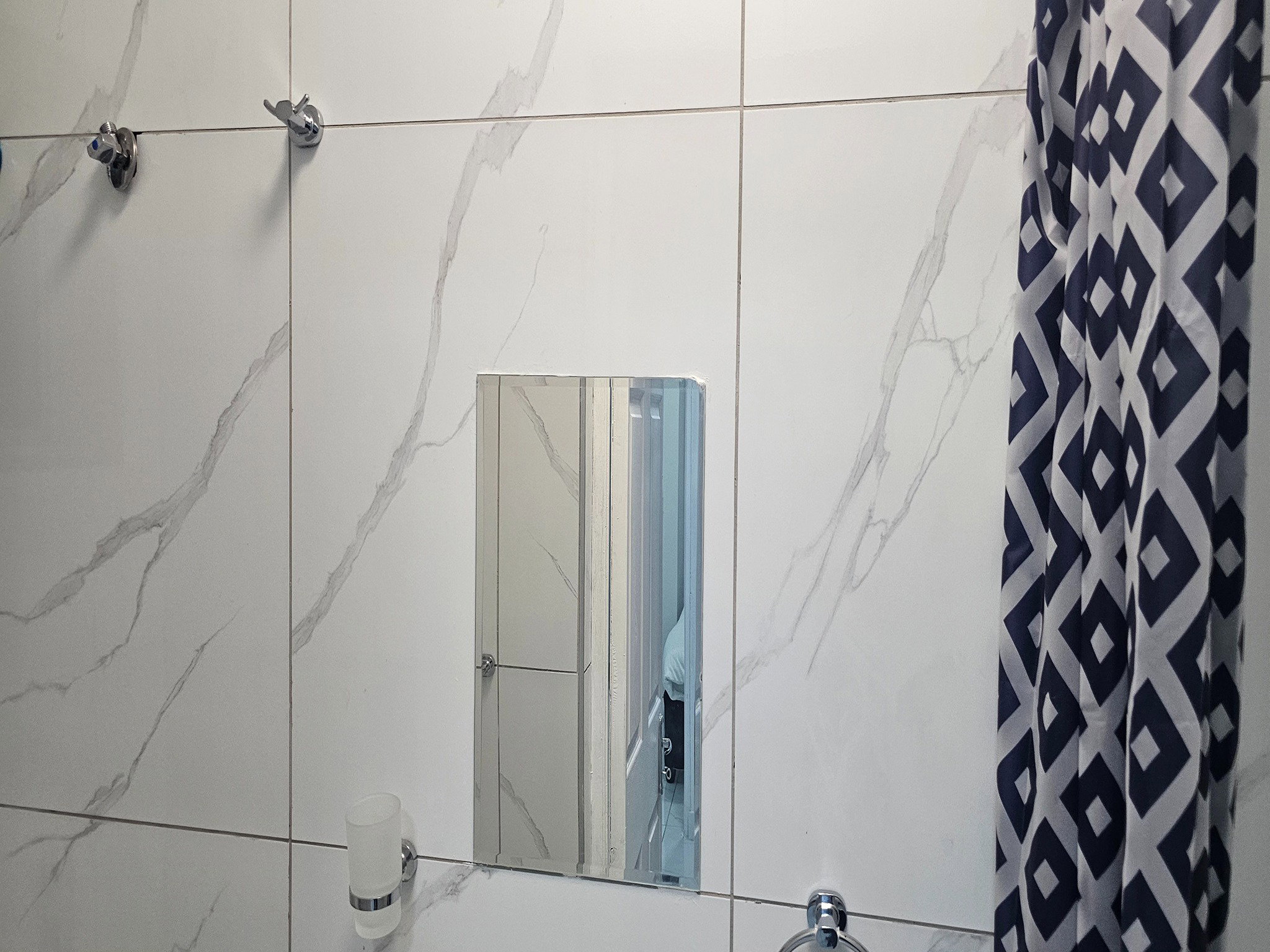 Slaapplek vir 6 | Fitzroy 9 | R2250/nag (Bespaar 10% teenoor ander hotelle in Kaapstad)