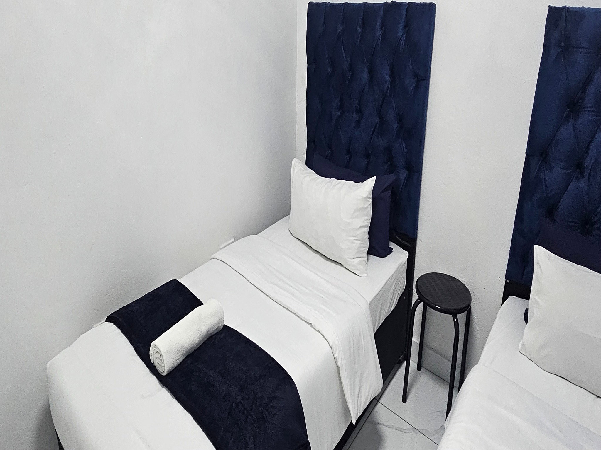 Slaapplek vir 6 | Fitzroy 9 | R2250/nag (Bespaar 10% teenoor ander hotelle in Kaapstad)