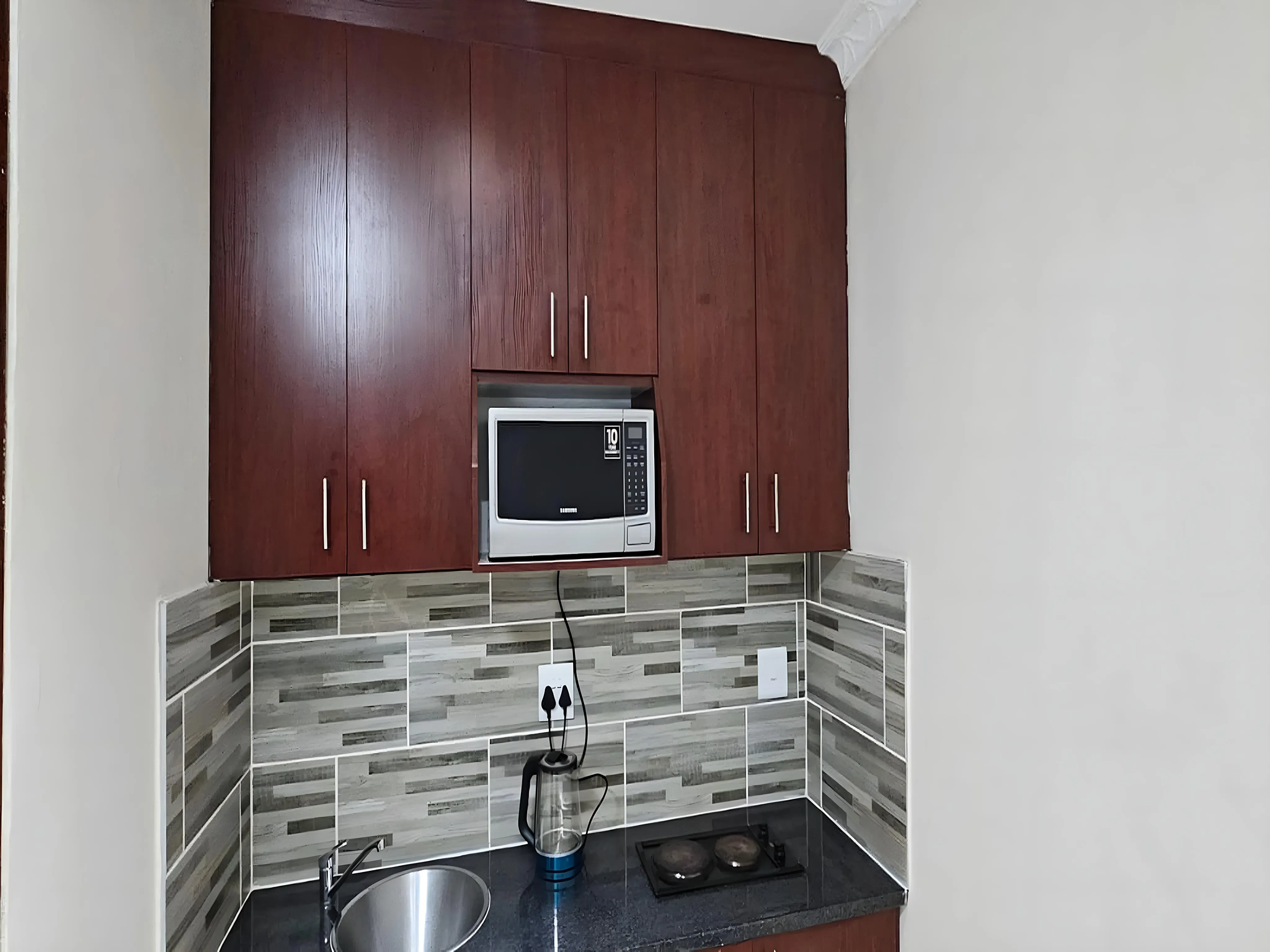 3-Sleeper | Spencer 1 | R1200/night (Save 10% vs. other Cape Town hotels)