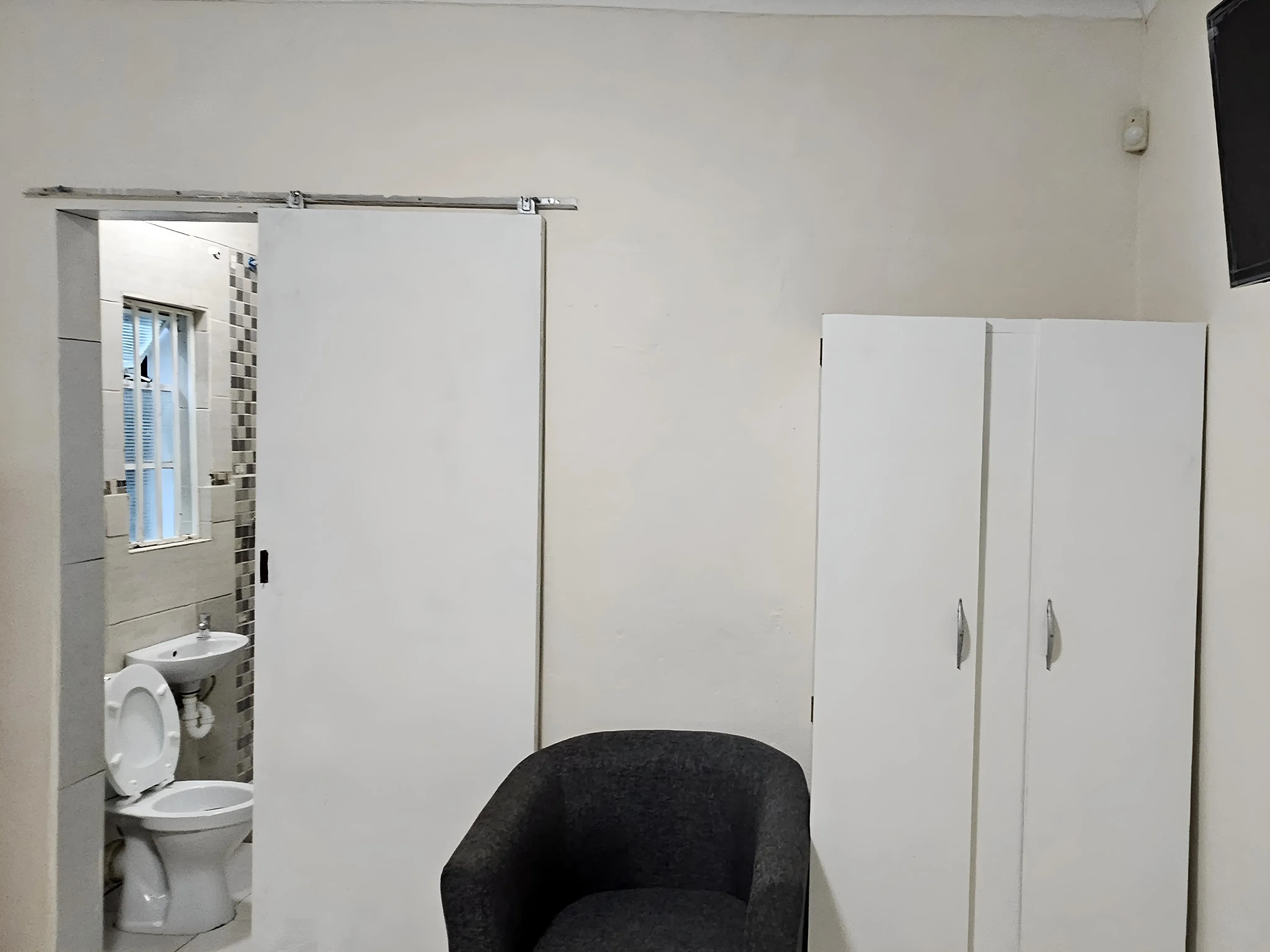 2-Sleeper | Spencer 3 | R850/night (Save 10% vs. other Cape Town hotels)