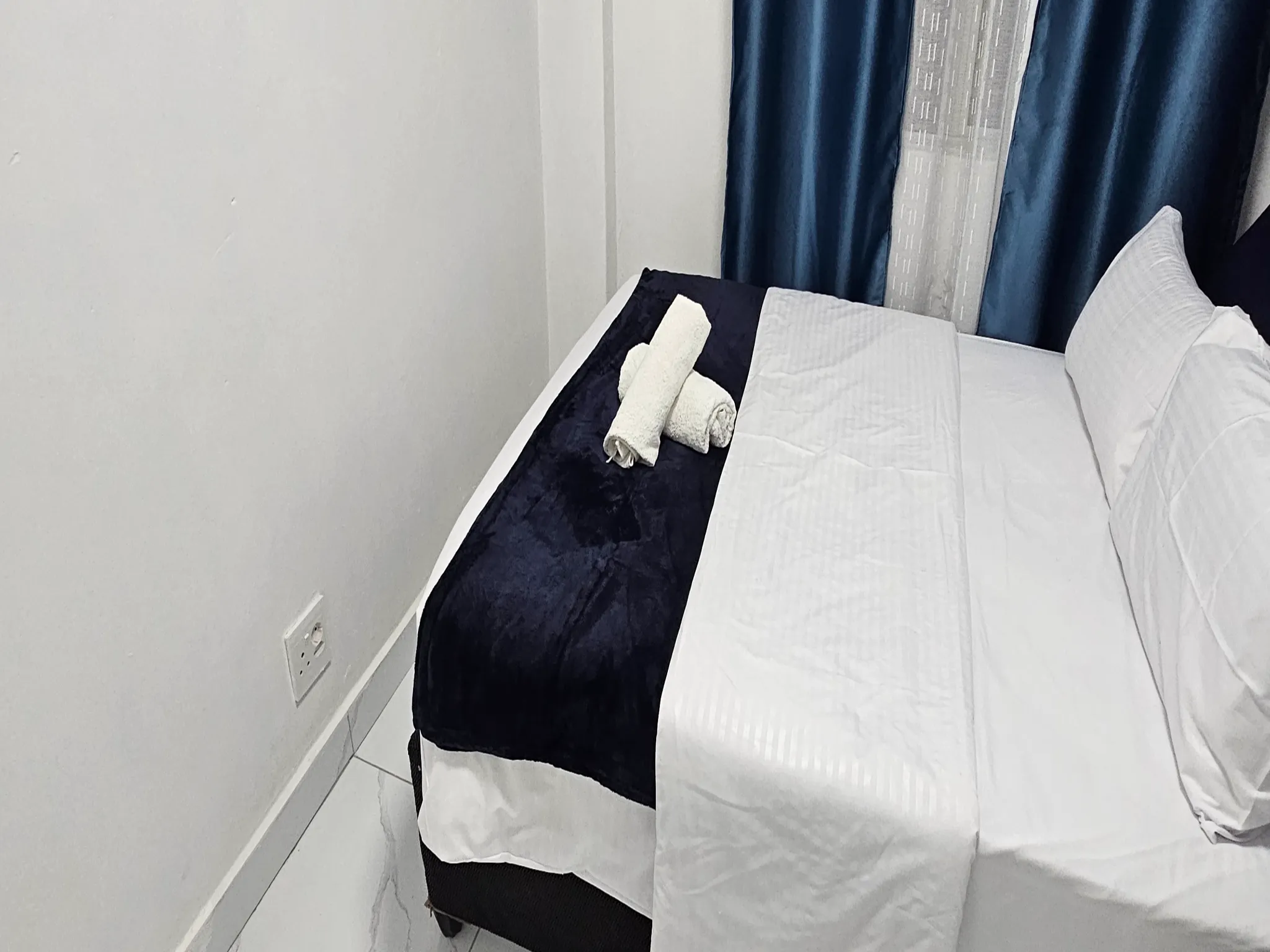 2-Sleeper | Spencer 11 | R650/night (Save 10% vs. other Cape Town hotels)