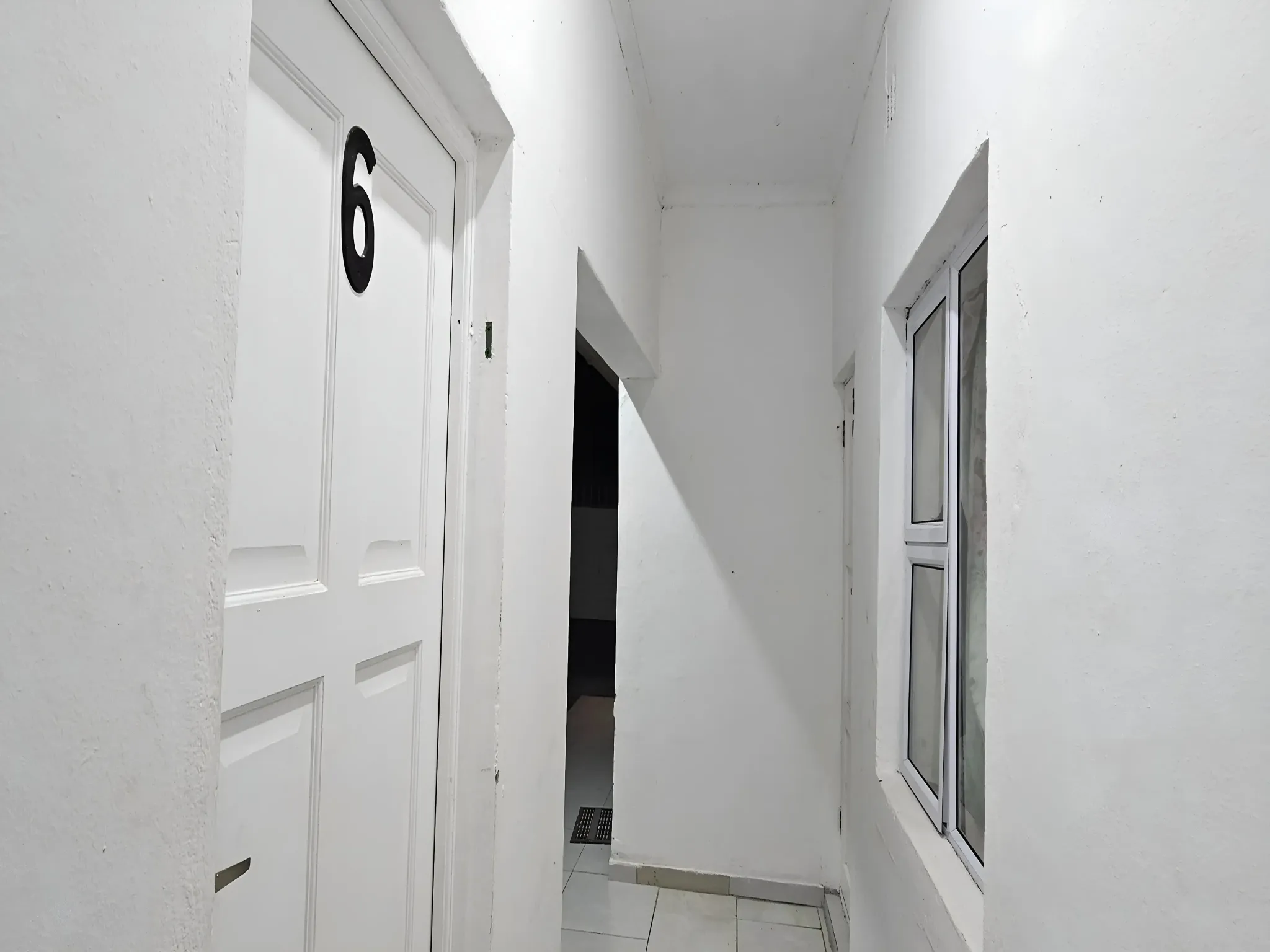 4-Sleeper | Spencer 6 | R1500/night (Save 10% vs. other Cape Town hotels)