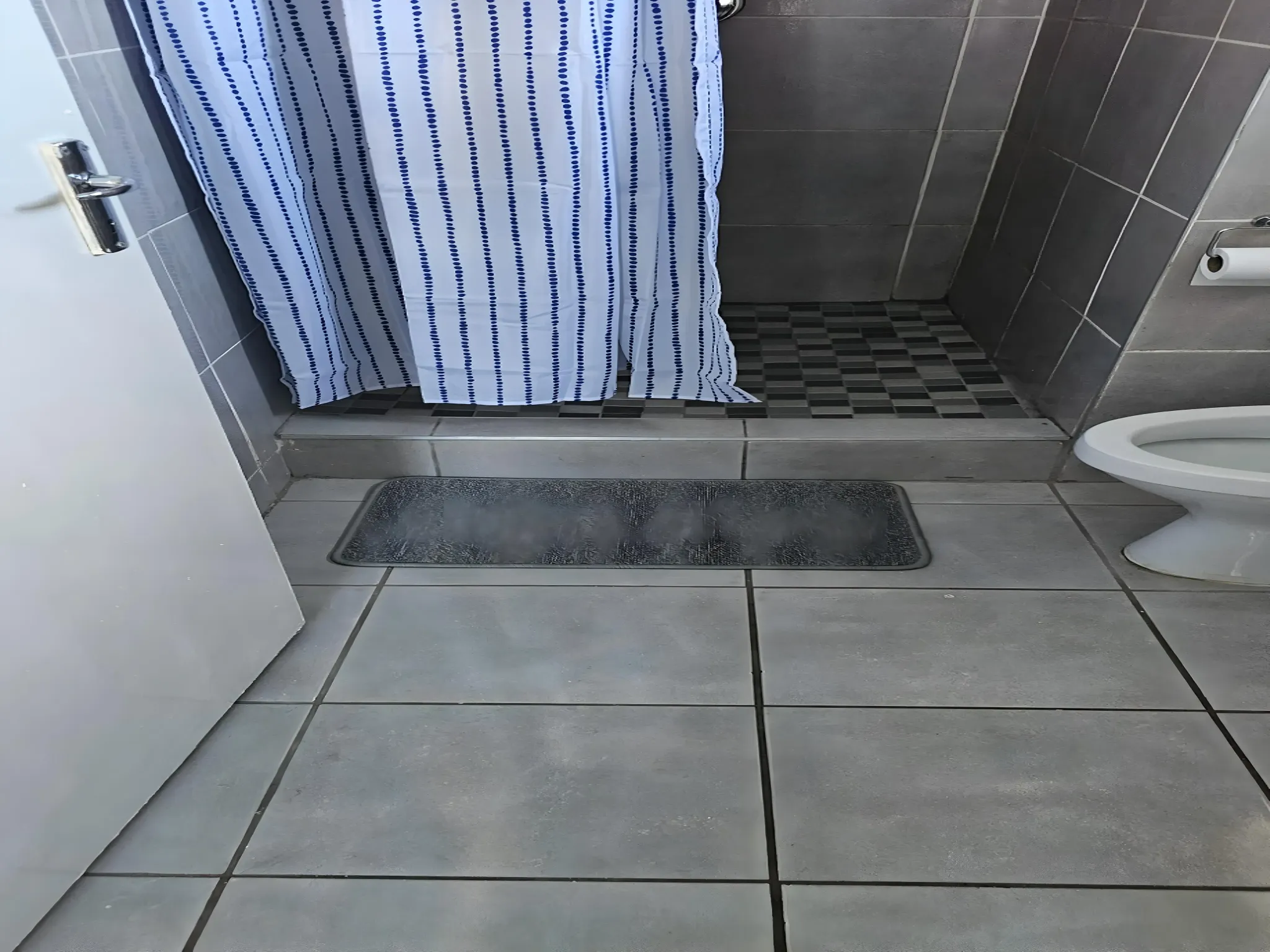 4-Sleeper | Spencer 6 | R1500/night (Save 10% vs. other Cape Town hotels)