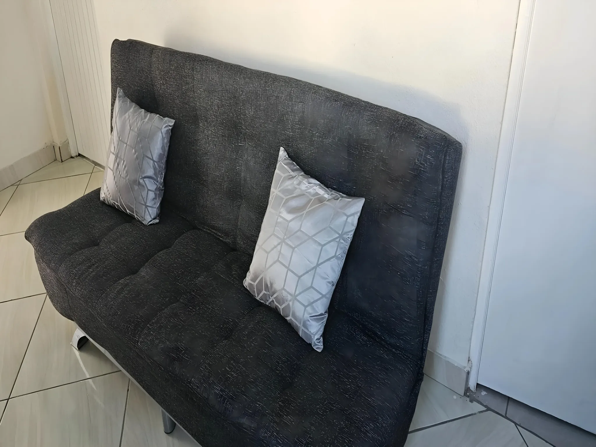 4-Sleeper | Spencer 6 | R1500/night (Save 10% vs. other Cape Town hotels)