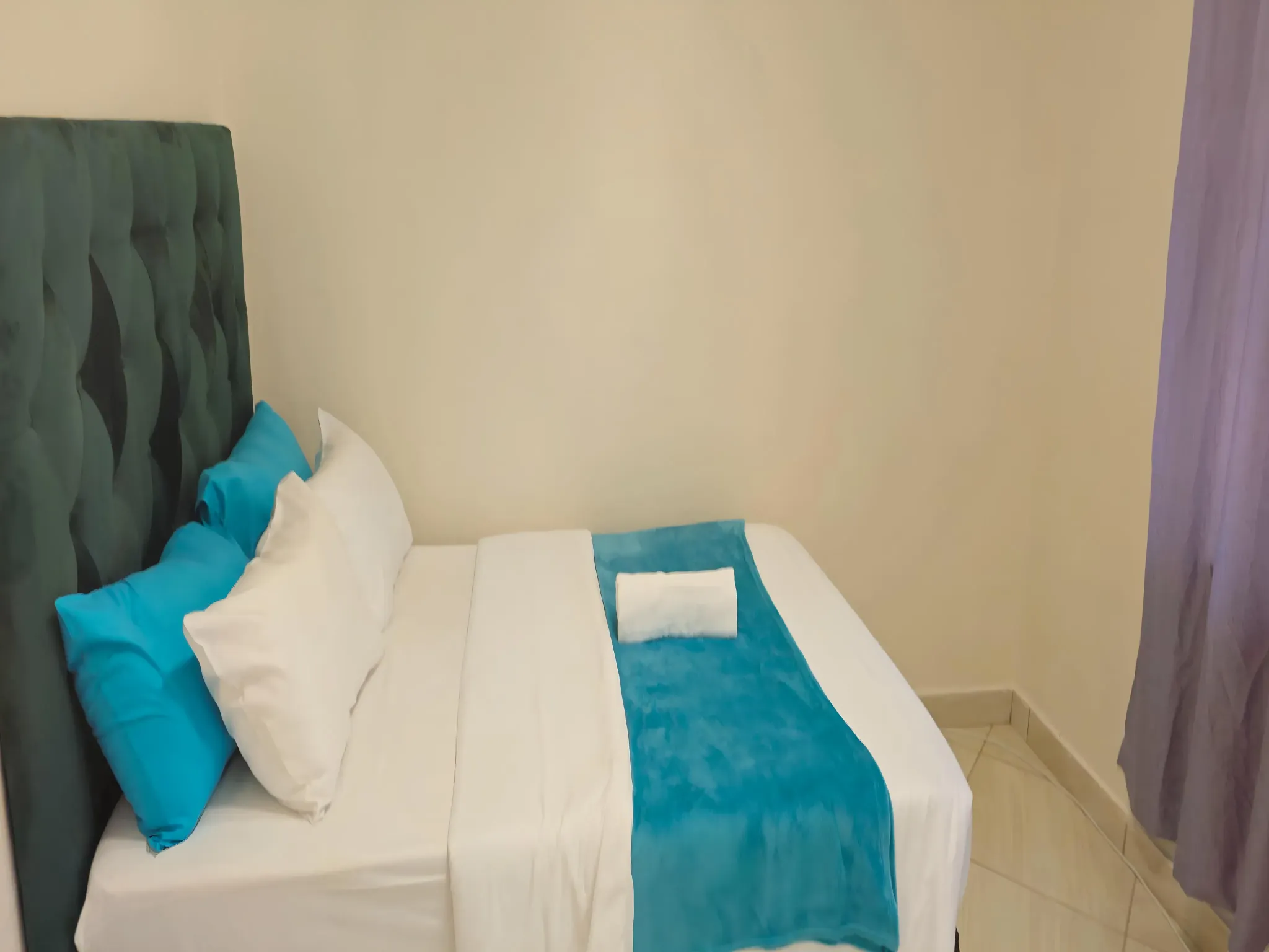 2-Sleeper | Spencer 4 | R950/night (Save 10% vs. other Cape Town hotels)